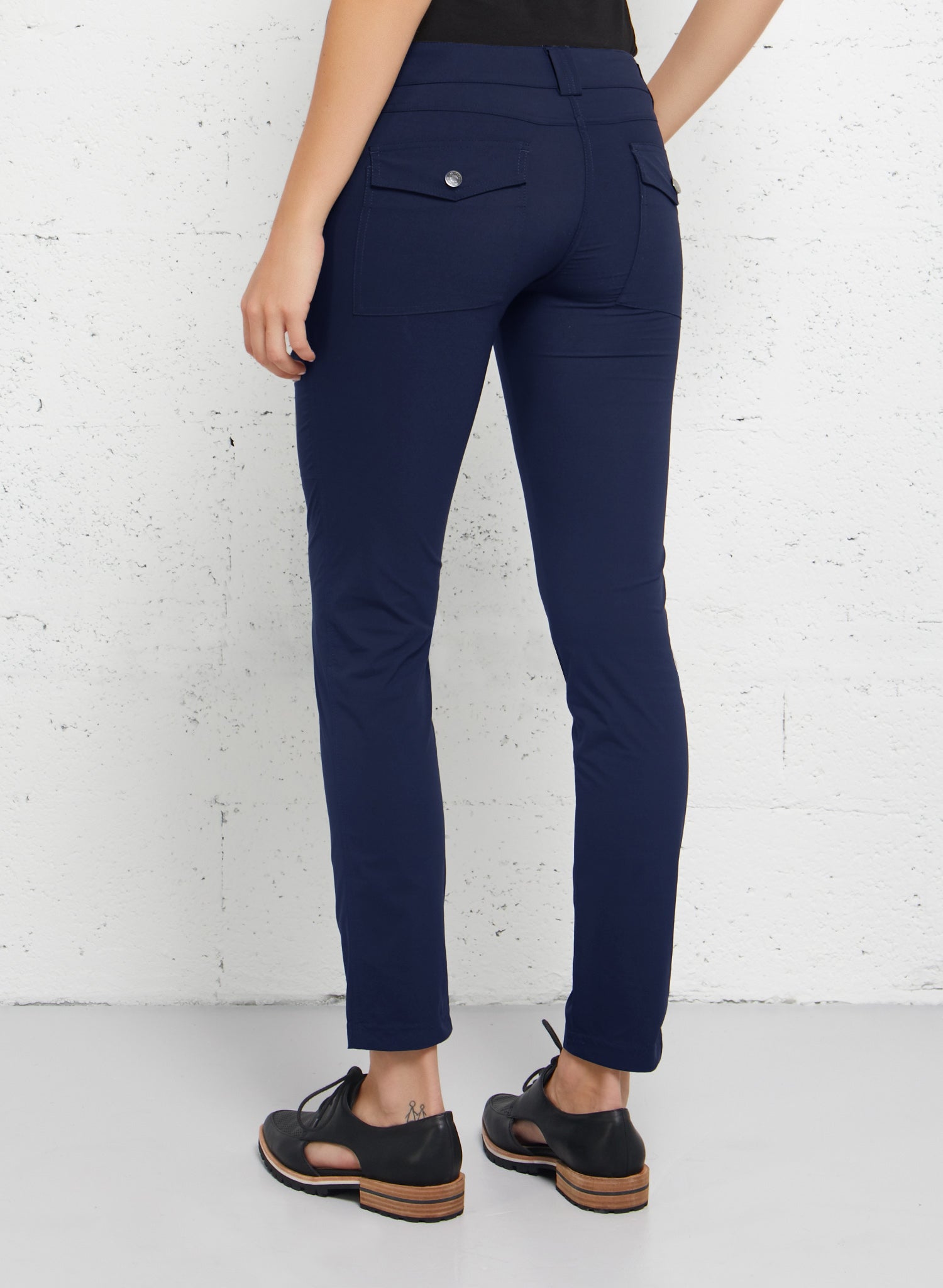 Navy||