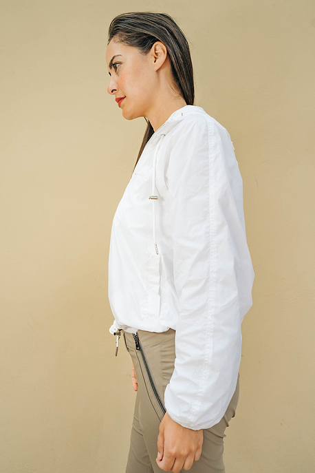 White||
