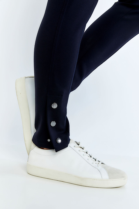 Navy||