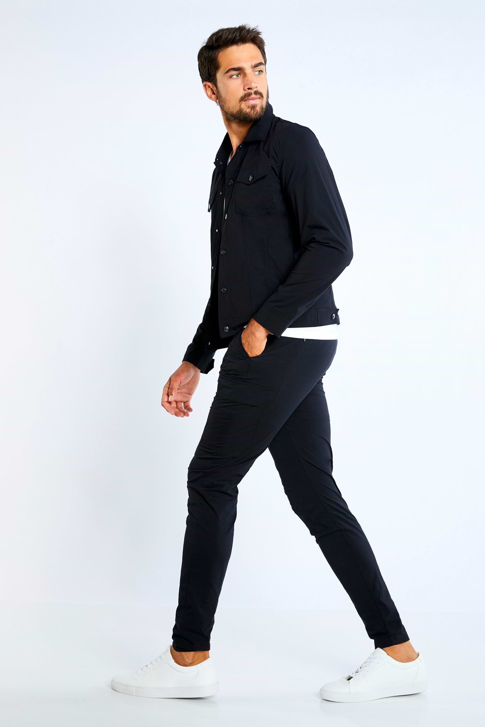 Black||