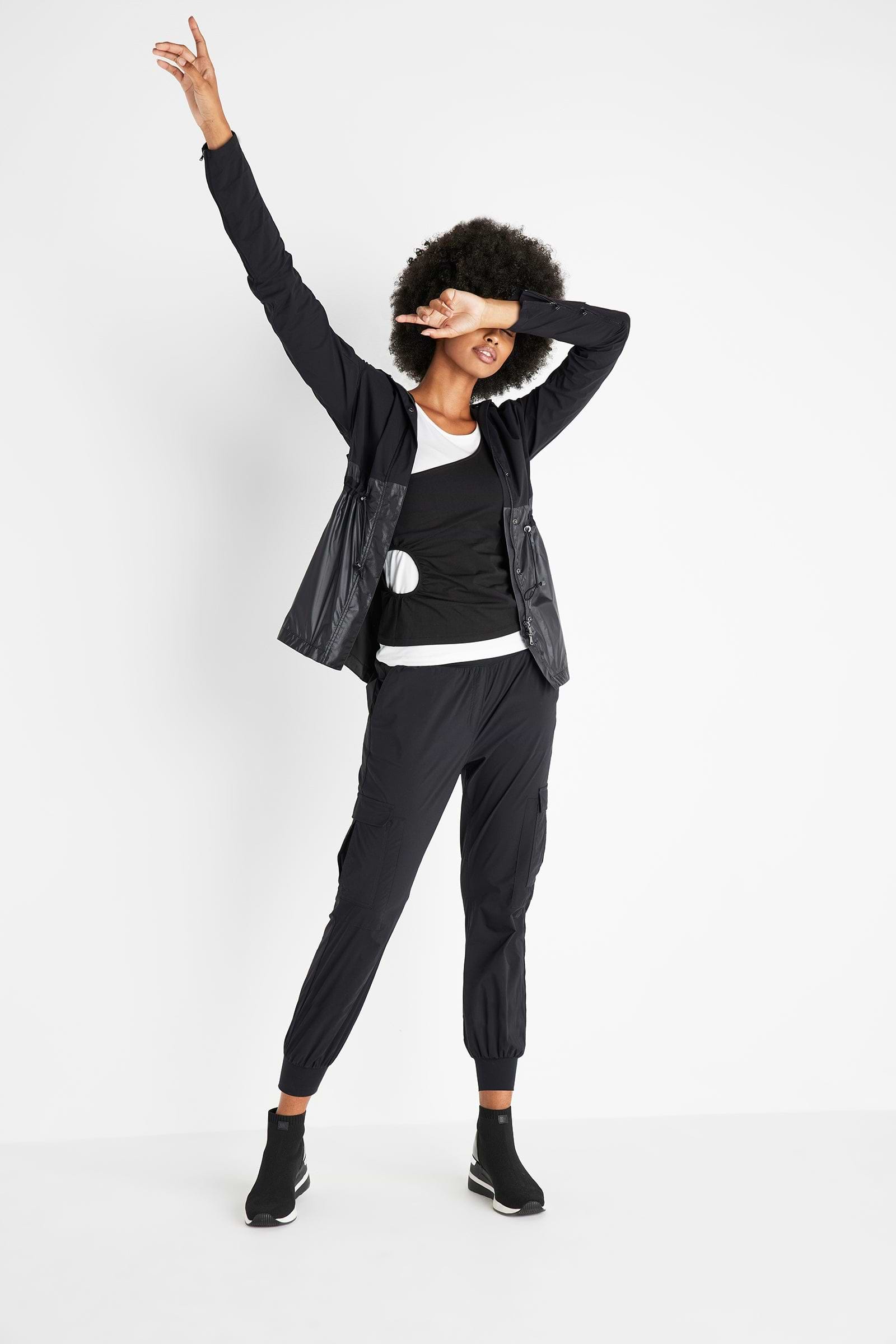 Black 8000||