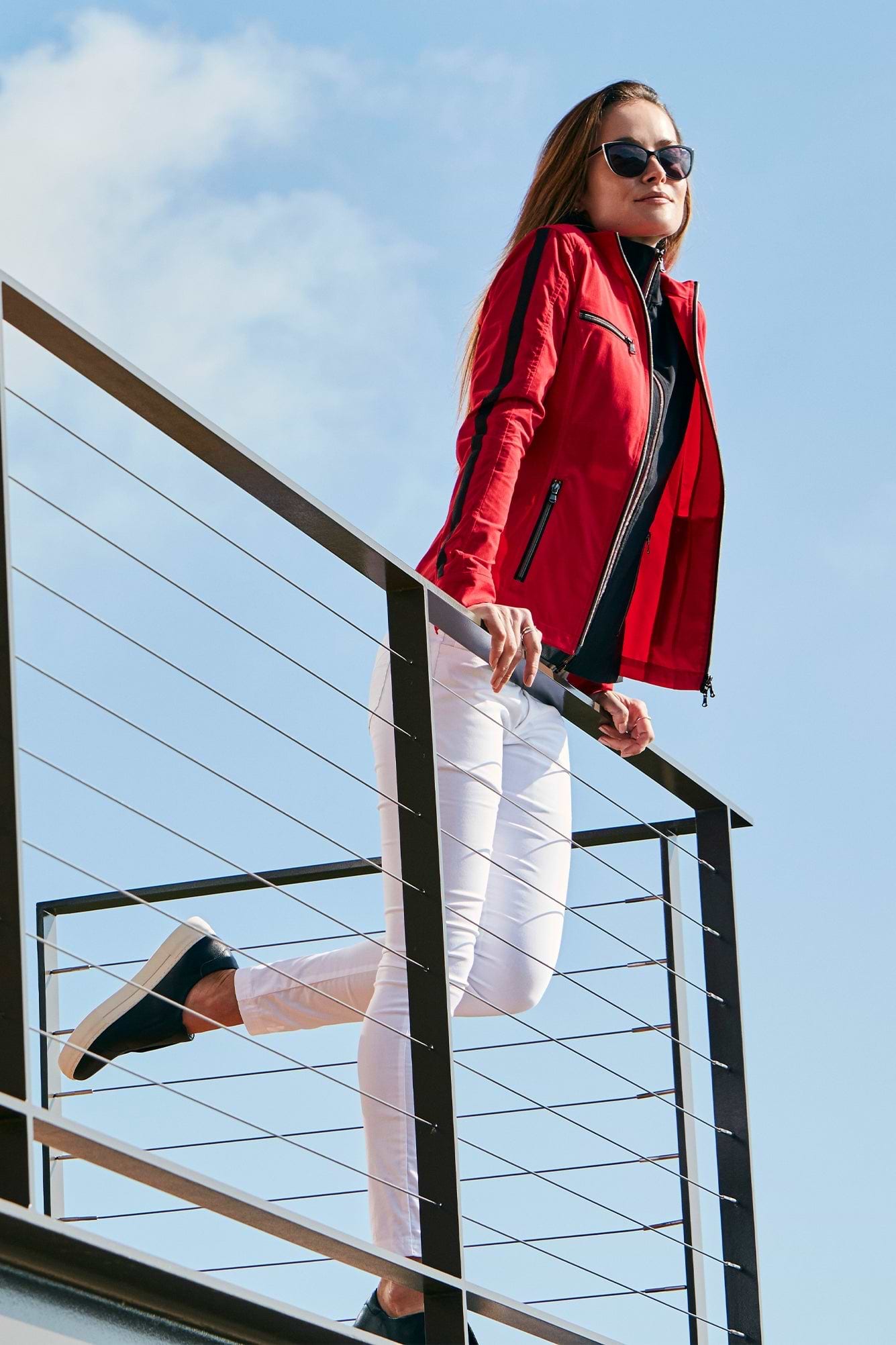 ATOMIC RED||