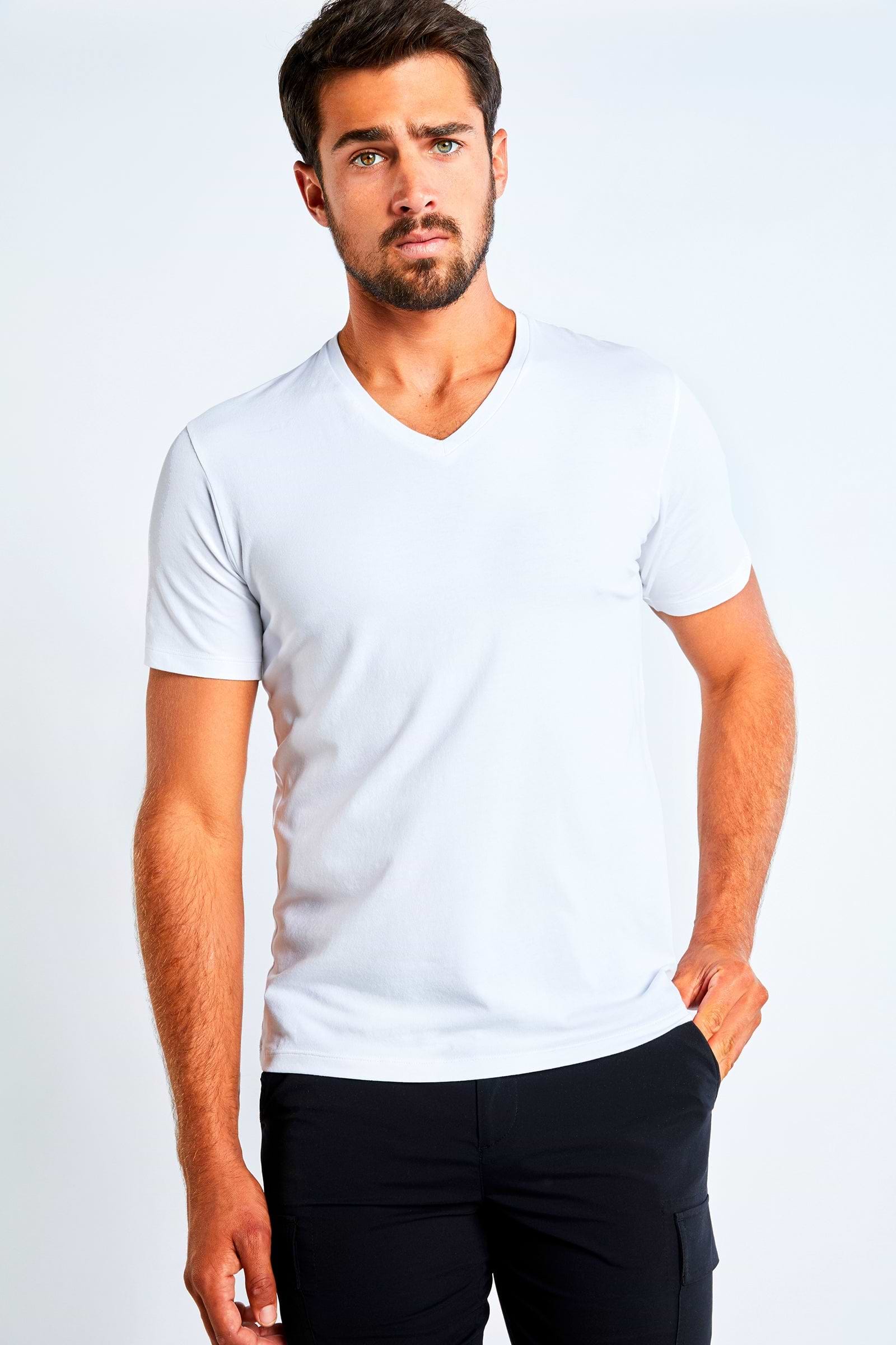 White||||2021_08_12_OUTFIT_5_DANIEL_VINCE_ALESSANDRO_605_Vertical_PDP_1.mp4