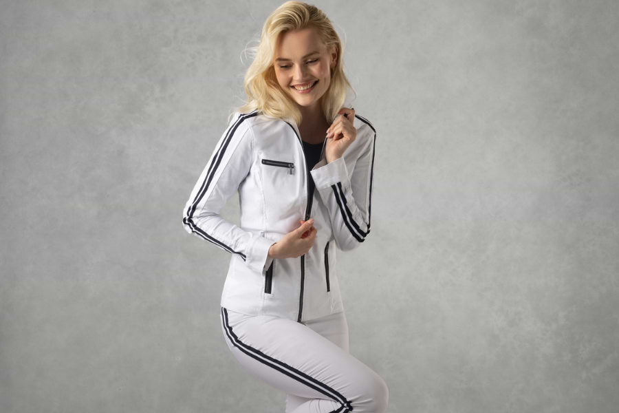 How to Build a Travel Wardrobe: The Complete Guide – Anatomie