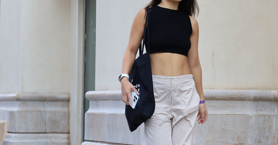 5 Essential Pieces for a Minimalist Luxury Travel Capsule Wardrobe