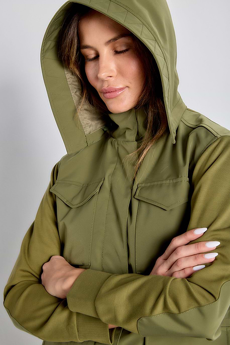 Nariah Modern Rain Jacket in Moss Green