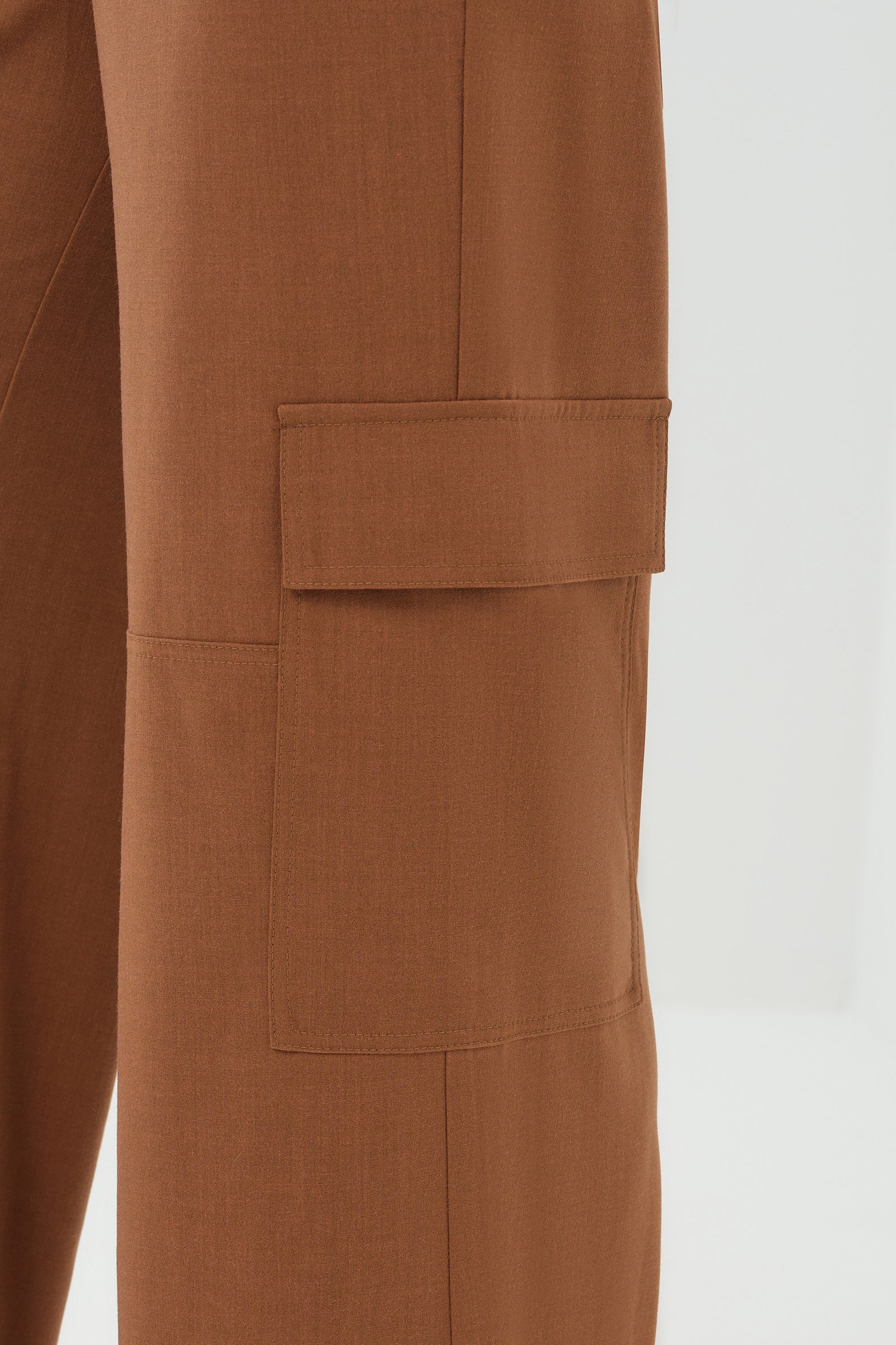 Herron Woven Cargo Wide Leg Pull-On Pant