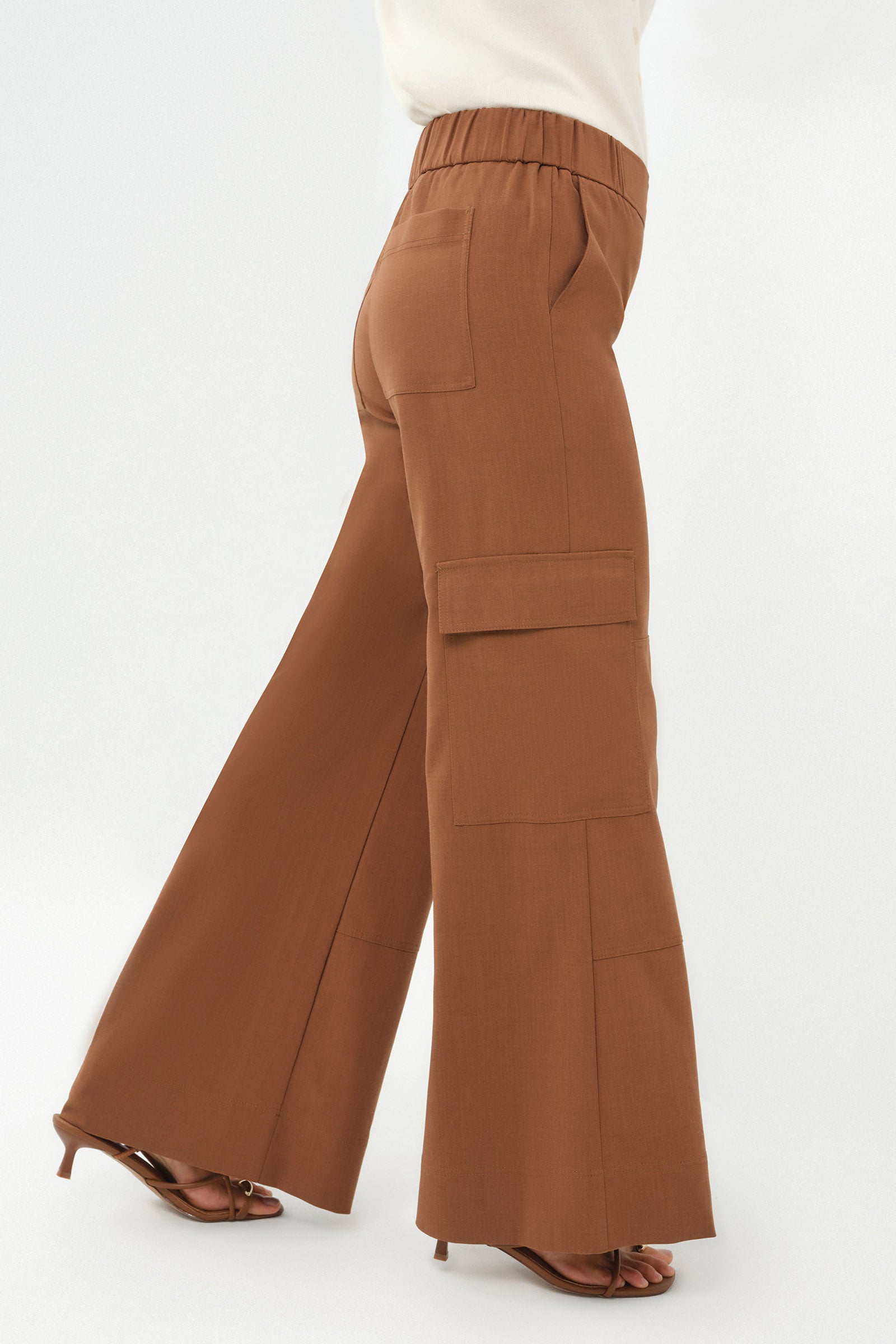 Herron Woven Cargo Wide Leg Pull-On Pant