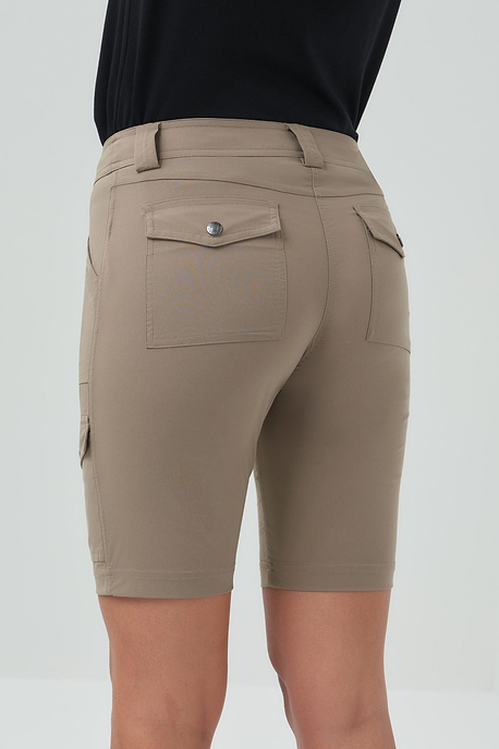 Khaki ||