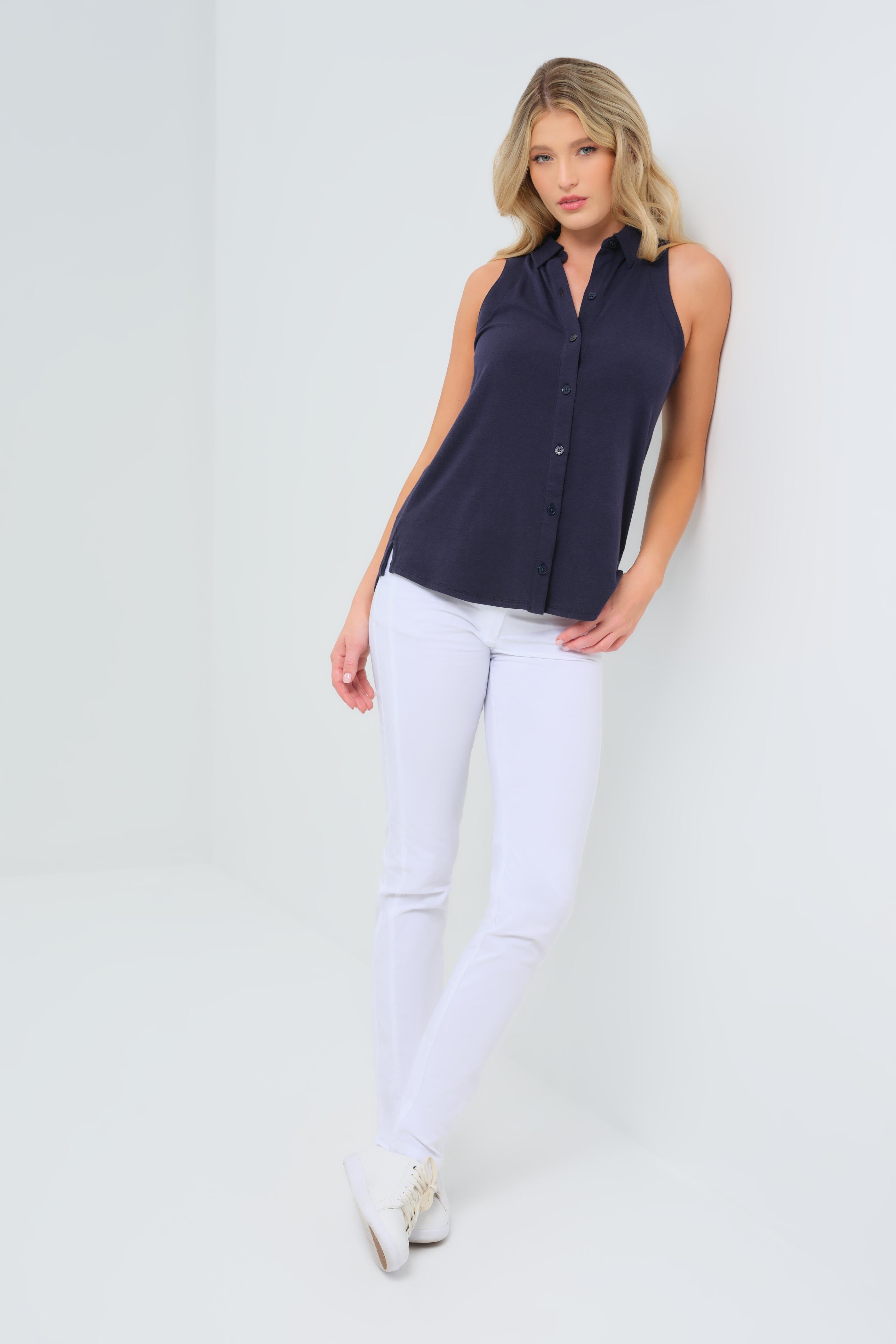 Blusa sin mangas con botones Elise