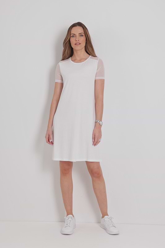 Video of a Melissa Dress in White.