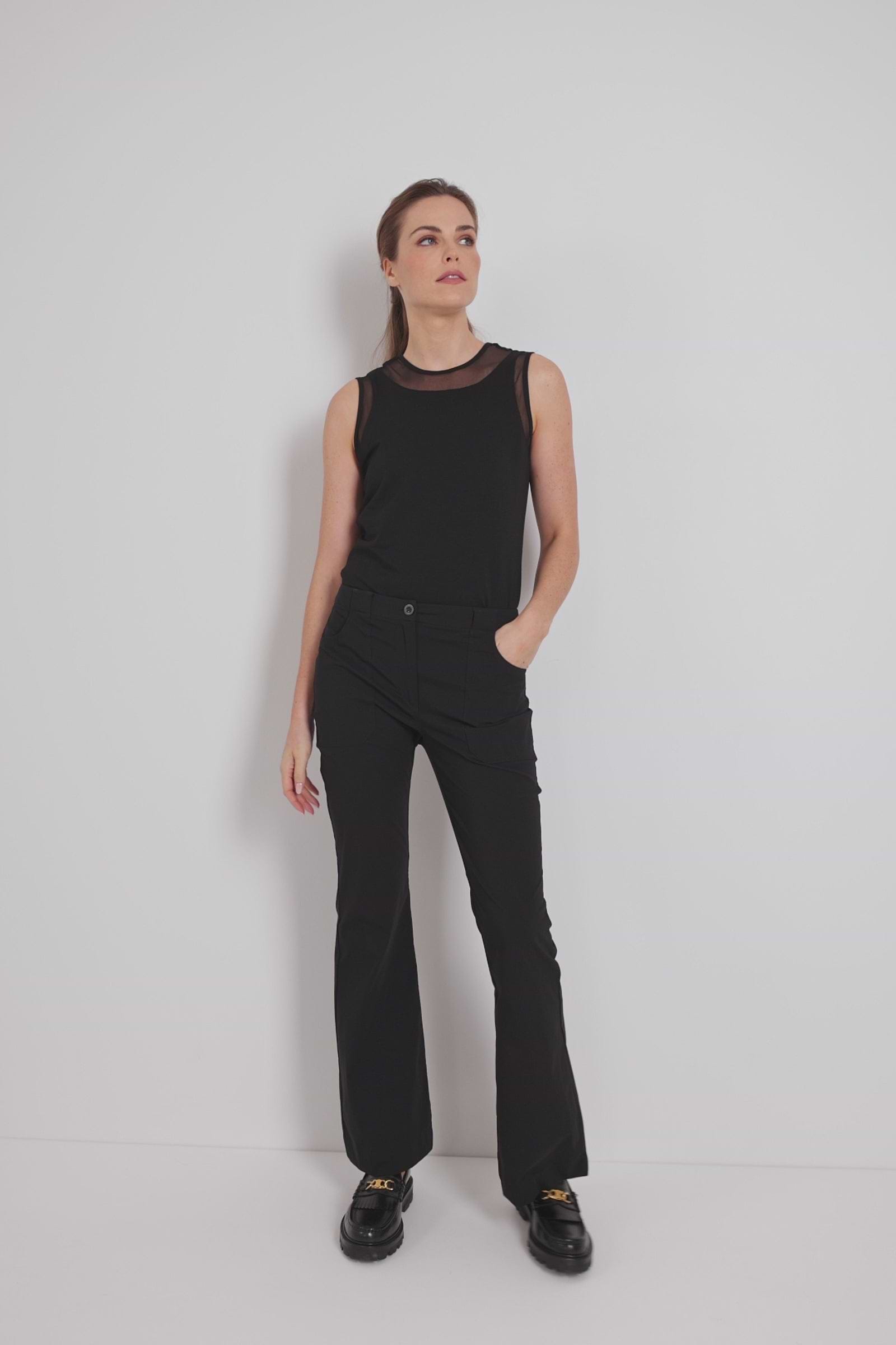 Video of a Darby Pant in Black.