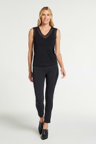 The Best Travel Tank Top. Woman Showing the Front Profile of a Jackson Pima Tank in Black.