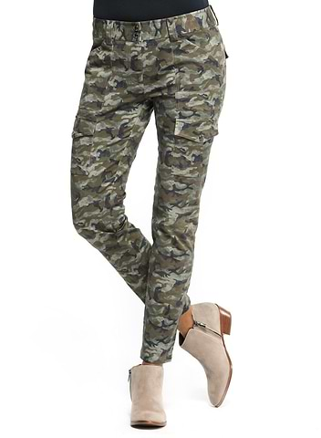 Camo Karo Stretch Cargo Pants For Fall Travel