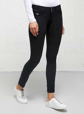 The Luisa Skinny Jean Pant for Europe Travel