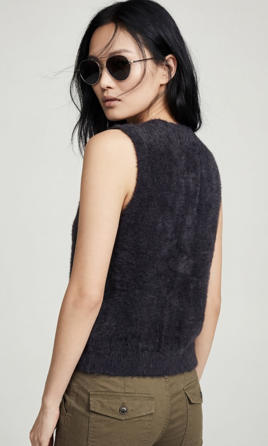 Hida Fuzzy Cardigan Vest (CASH&CARRY)