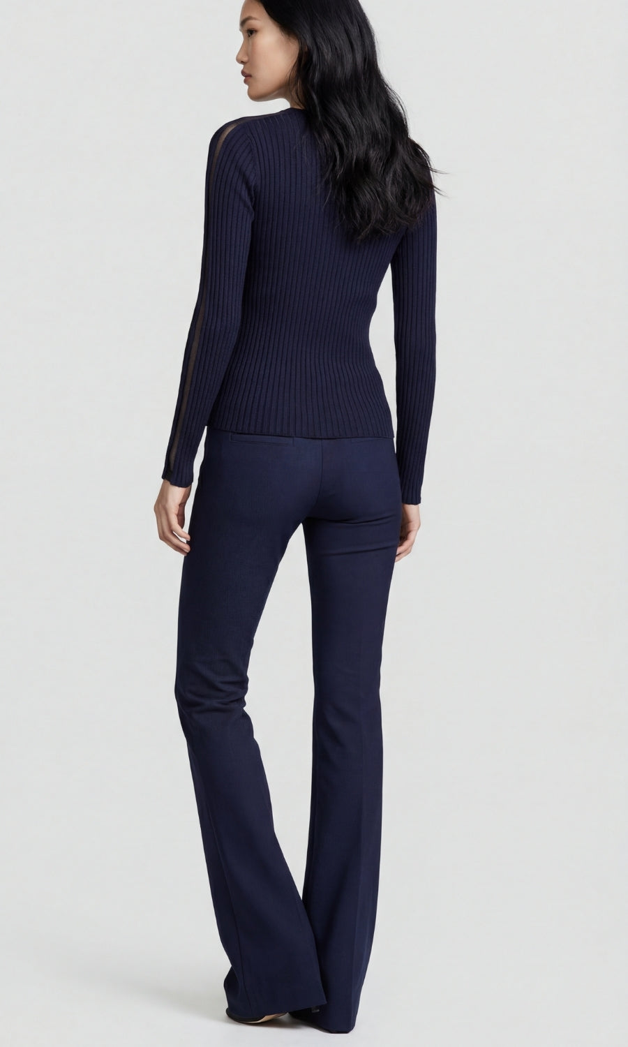 Betsy Ultralight Flare Pant in Navy
