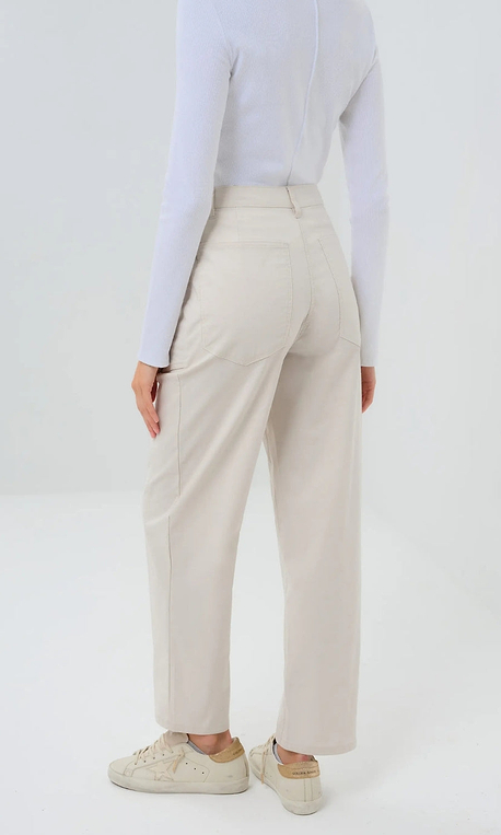 Liv Relaxed Light Barrel Pant in Stone
