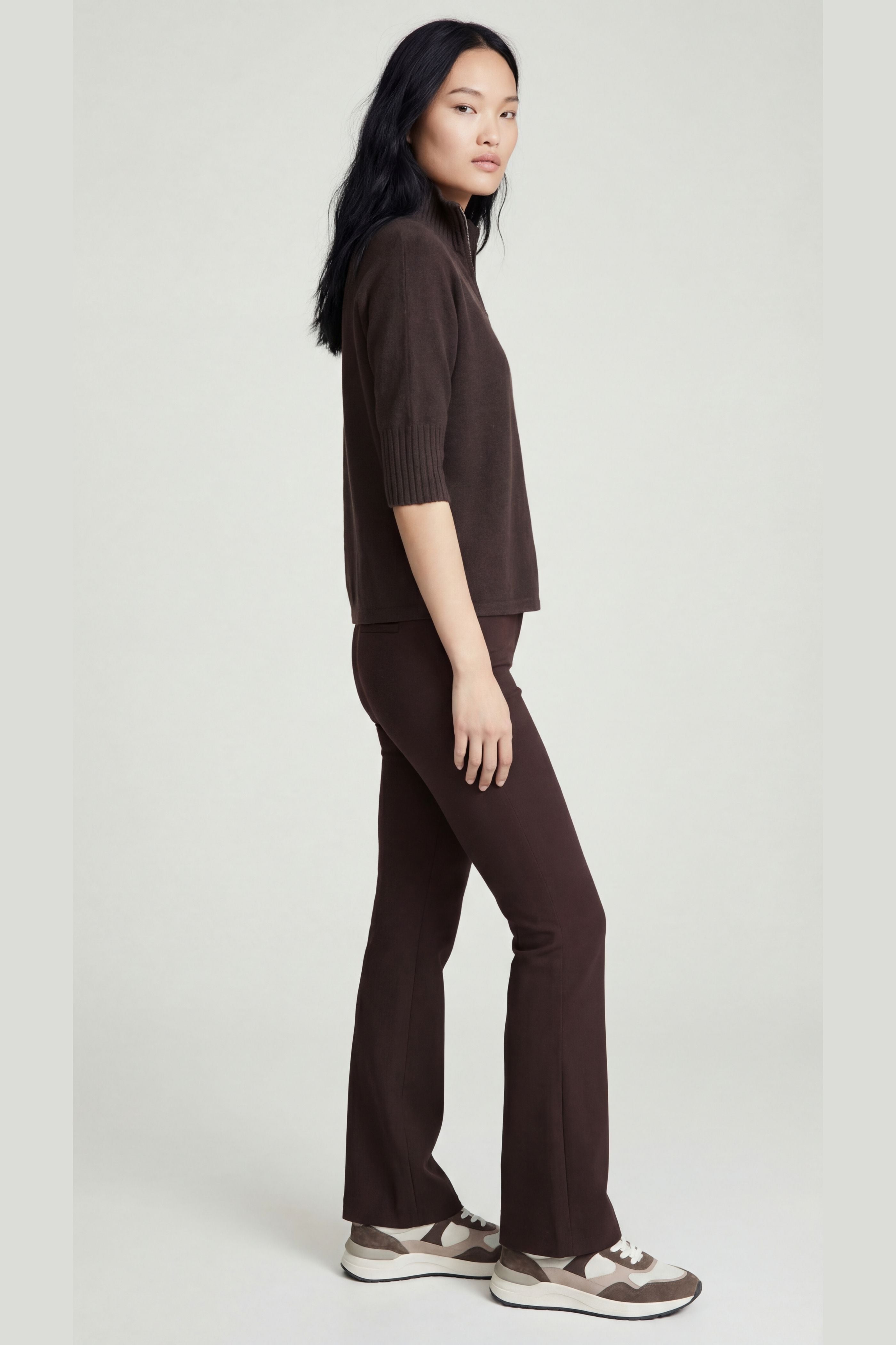 Betsy Ultralight Flare Pant in Espresso