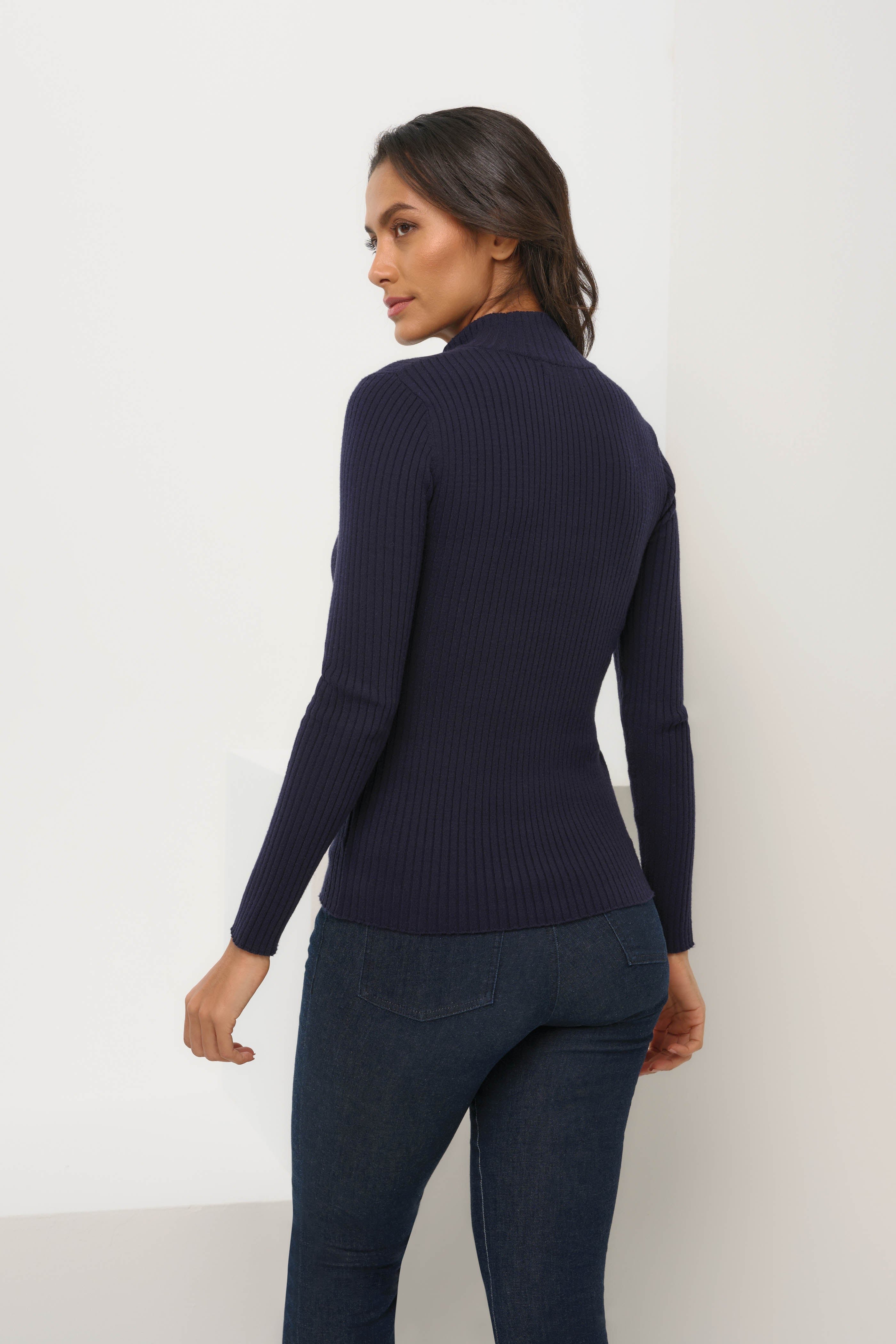 Charlize Sweater Top in Crimson