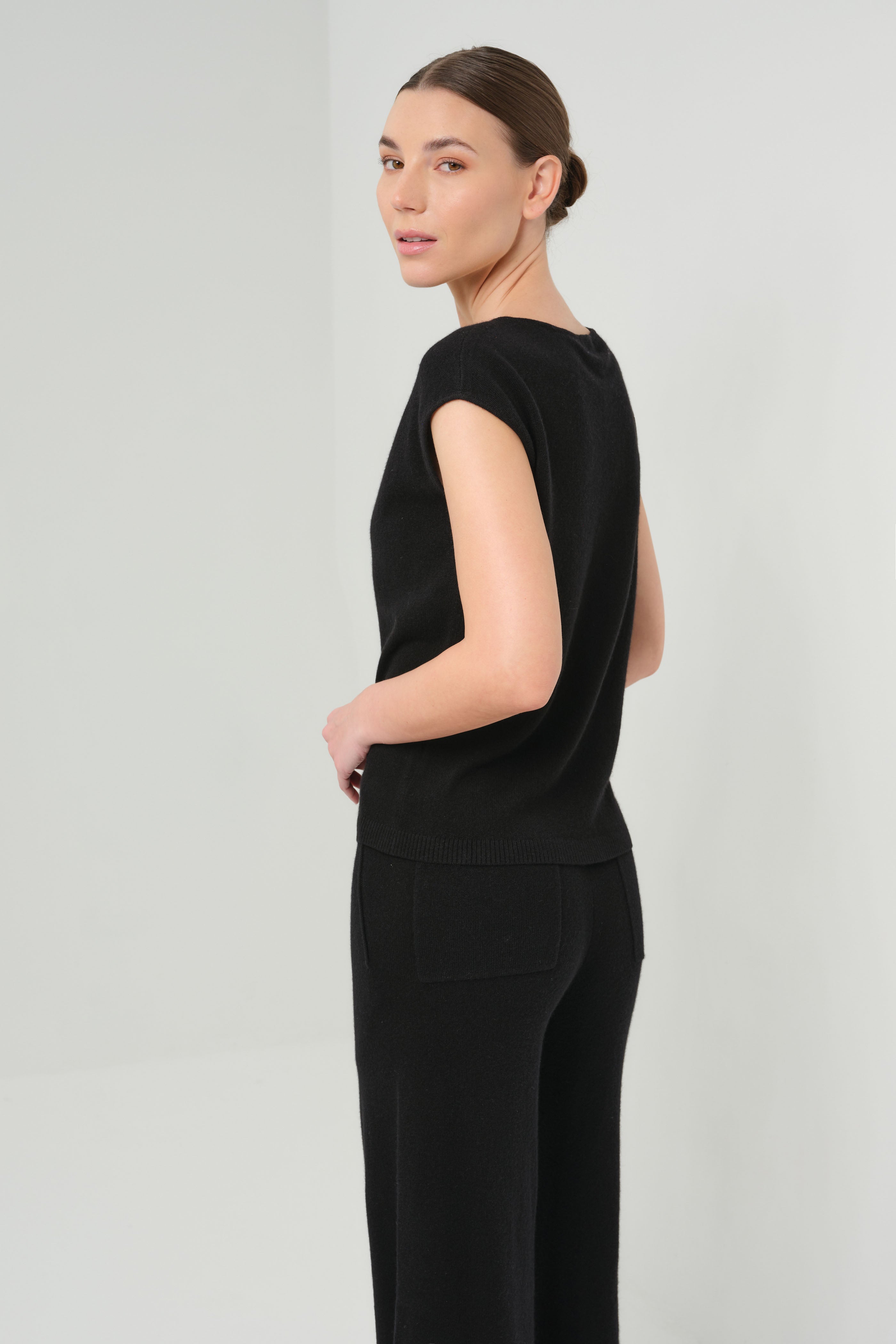 Cashmere Traveler Tee