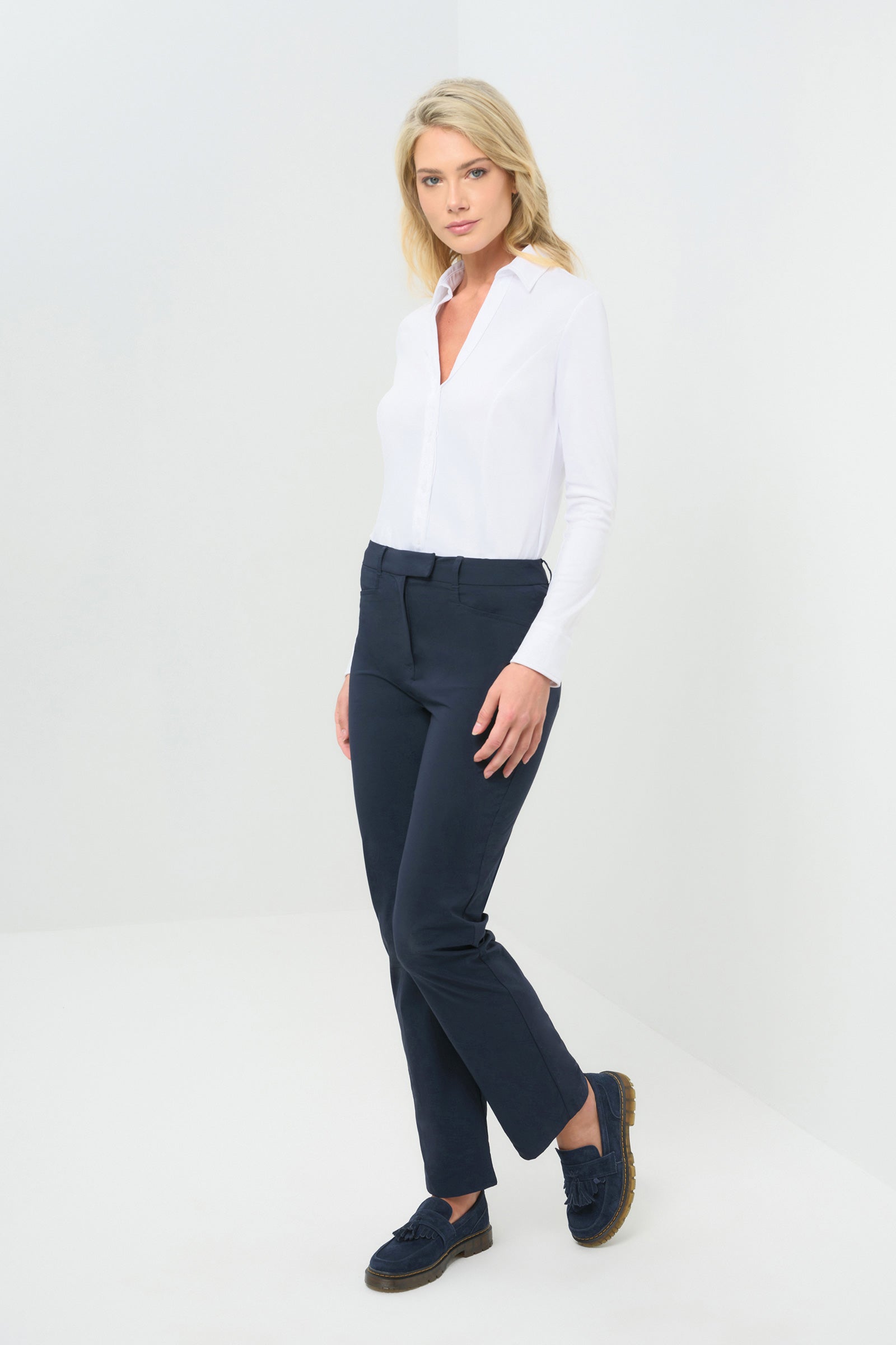 Alice Ultralight Straight Leg Pant