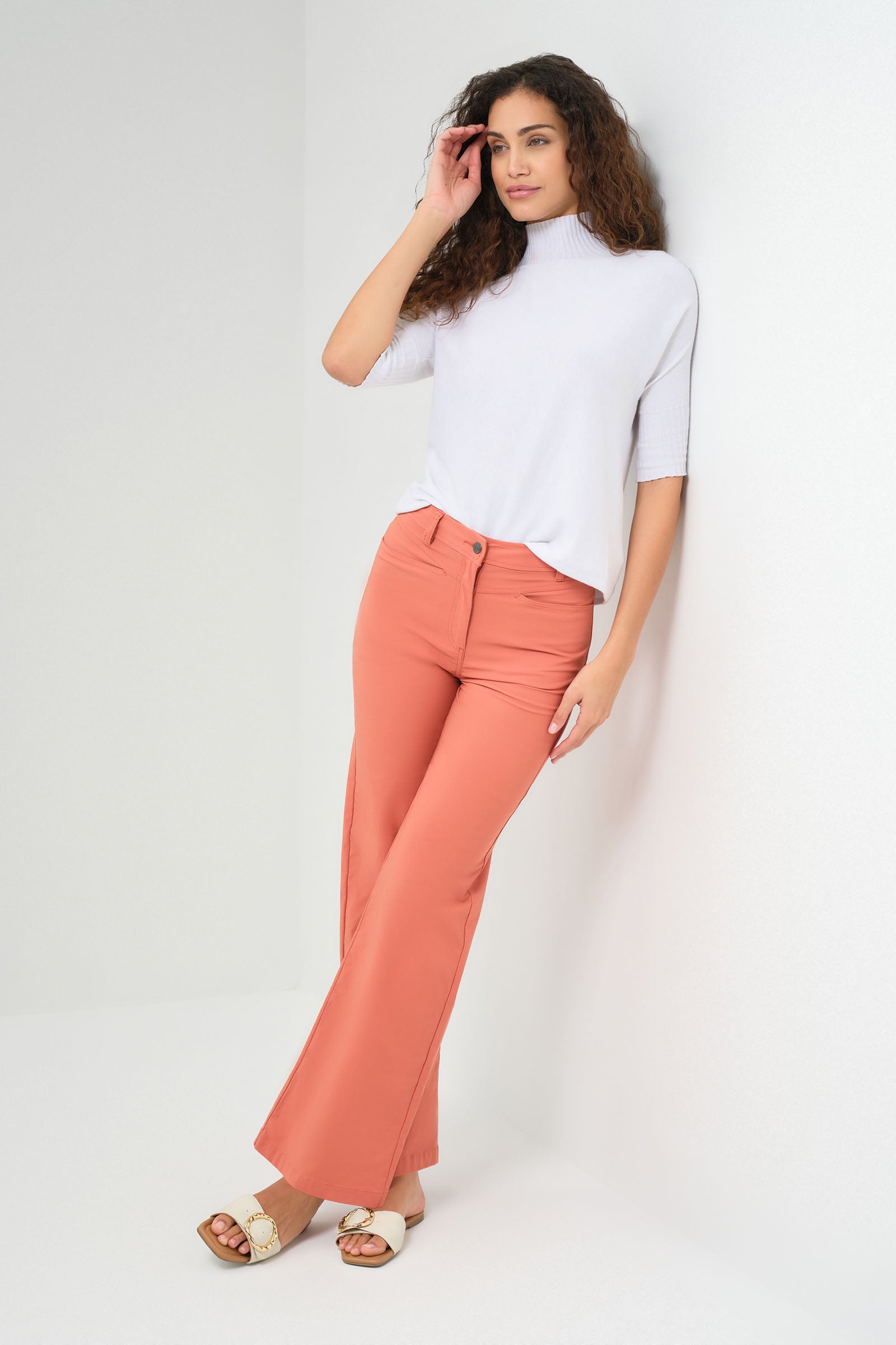 Greyson Mid-Weight Stretch Wide Leg Pant