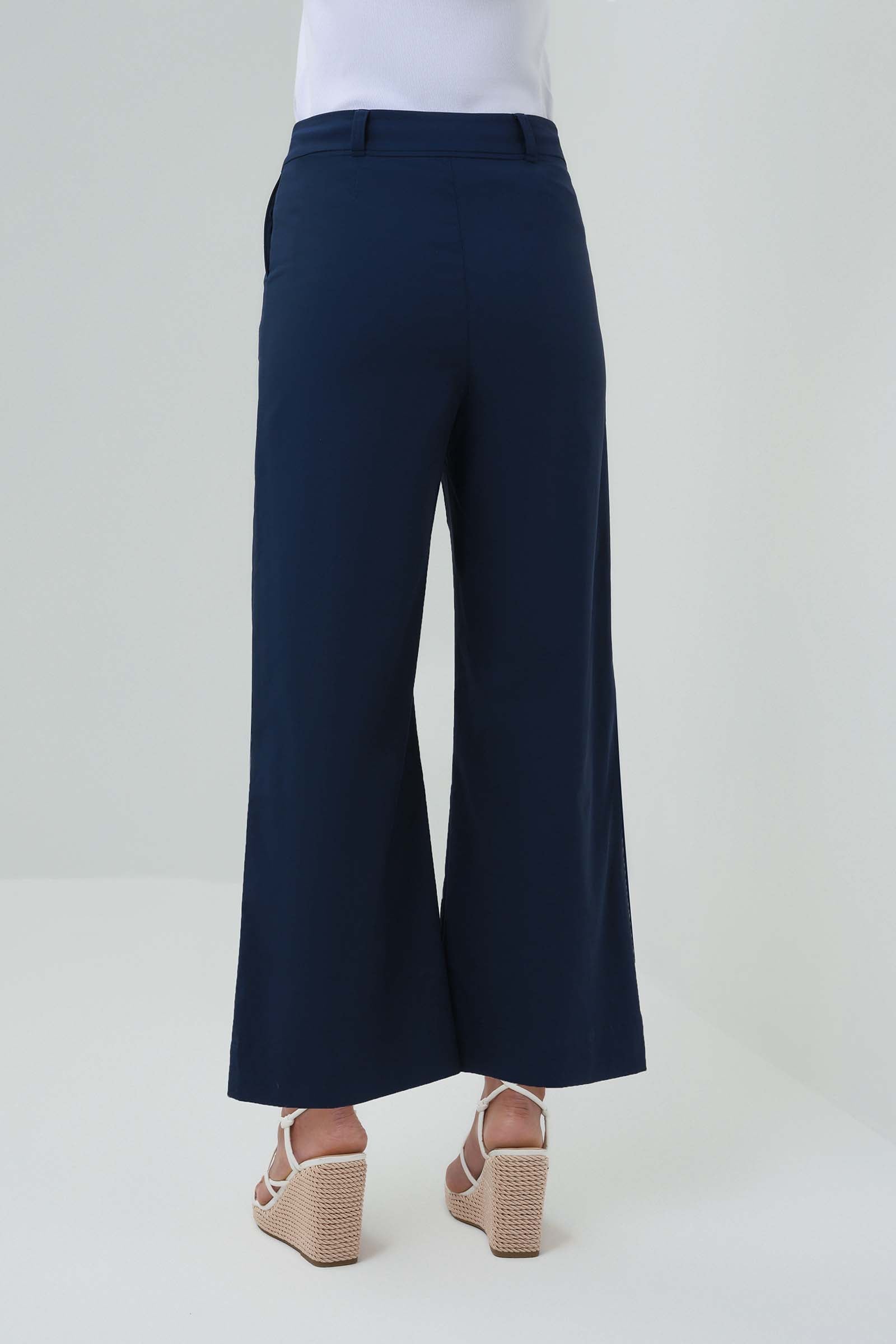Ivanna Stretch Cropped Flare Pant
