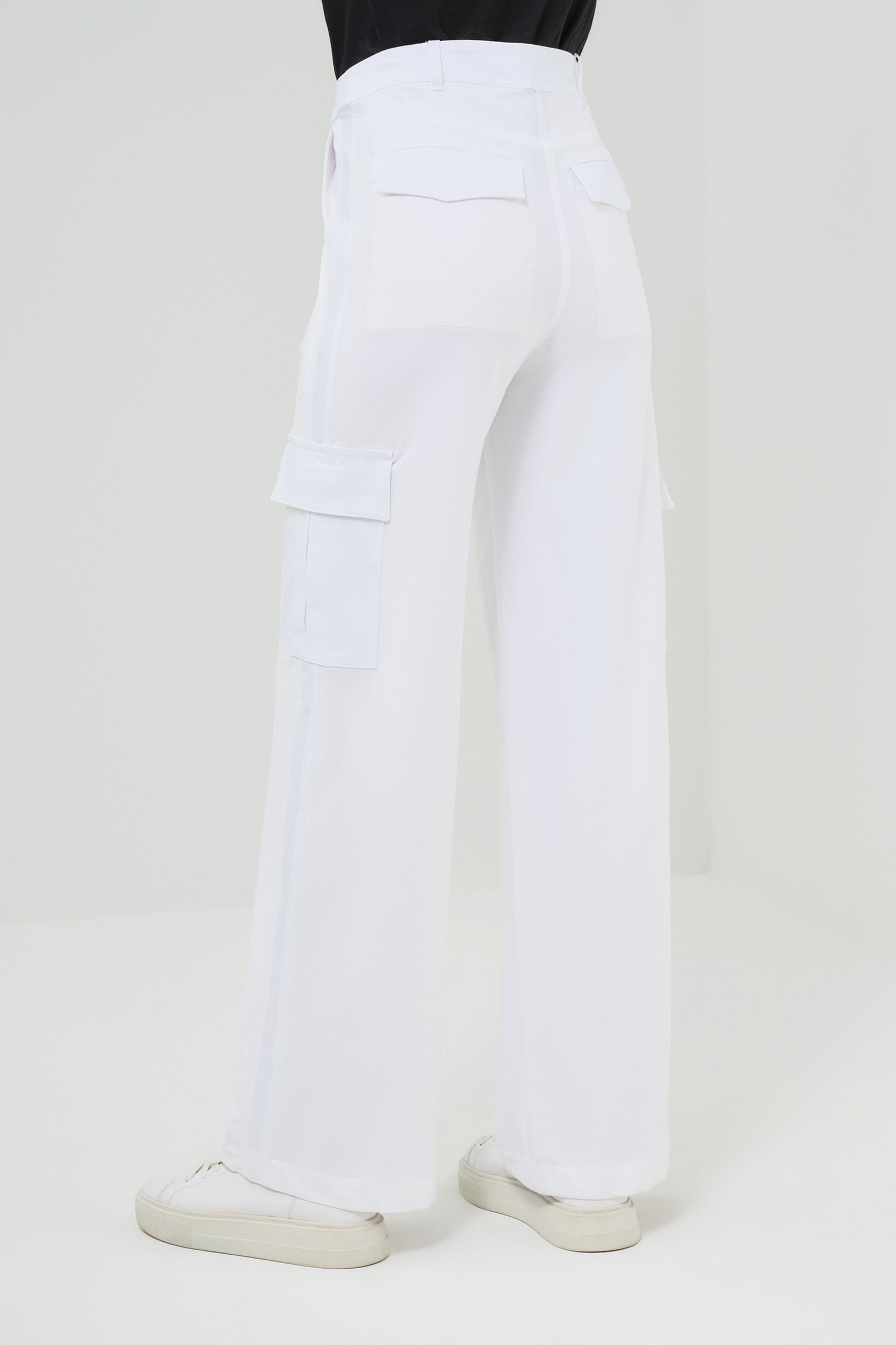 Julia Wide Leg Cargo Pant White