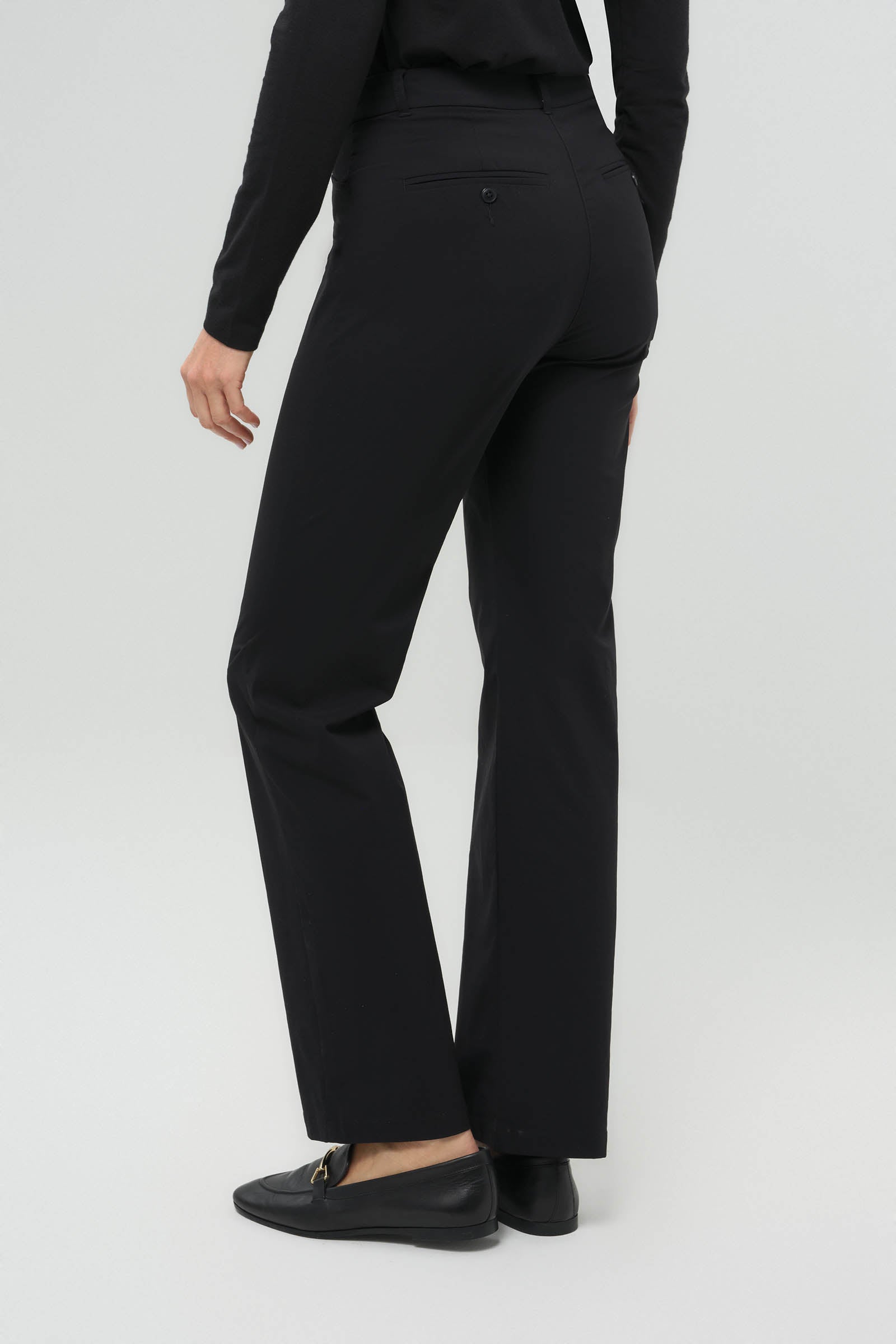 Alice Ultralight Straight Leg Pant