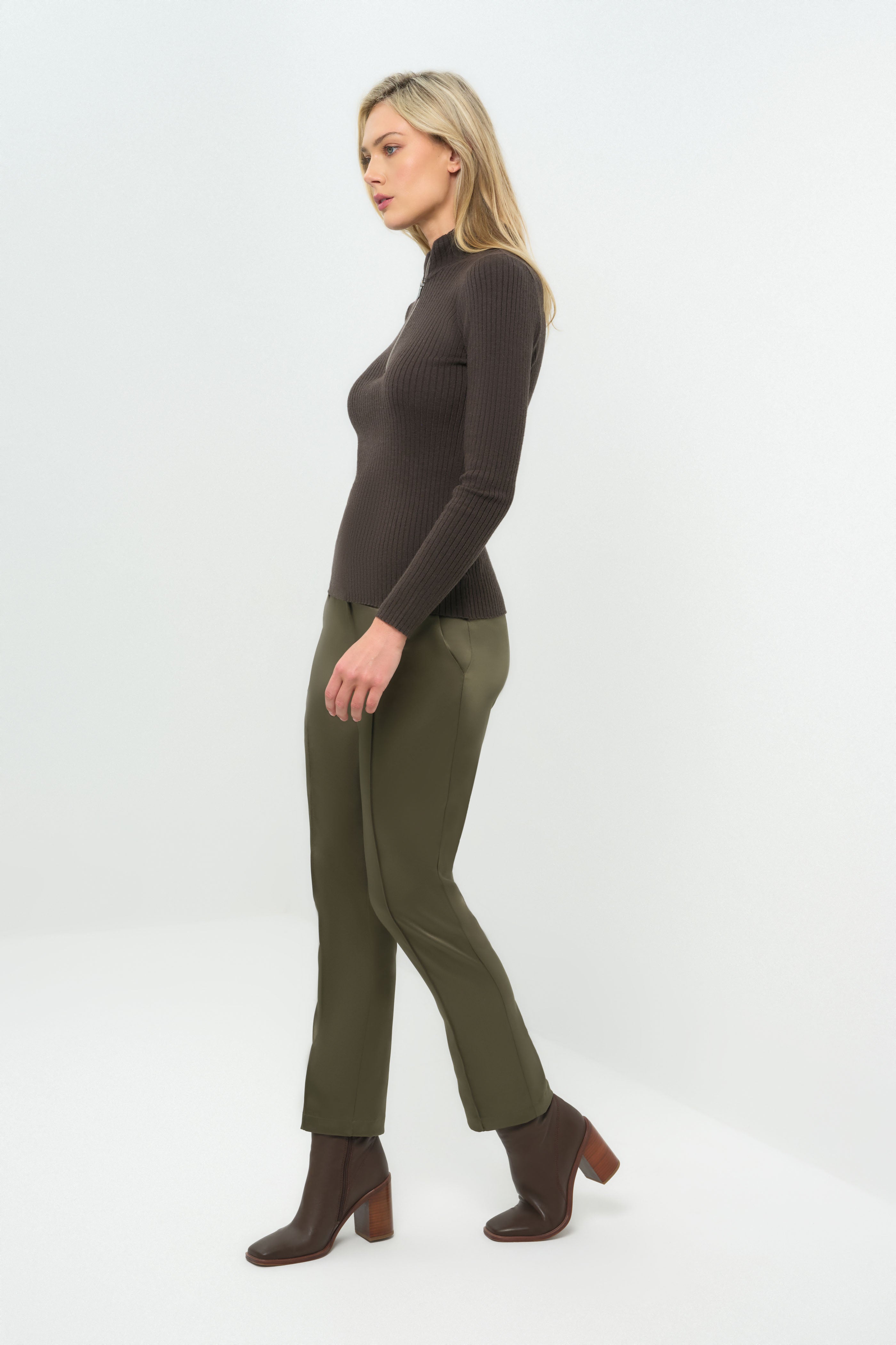 Stacey Ribbed Sweater In Espresso