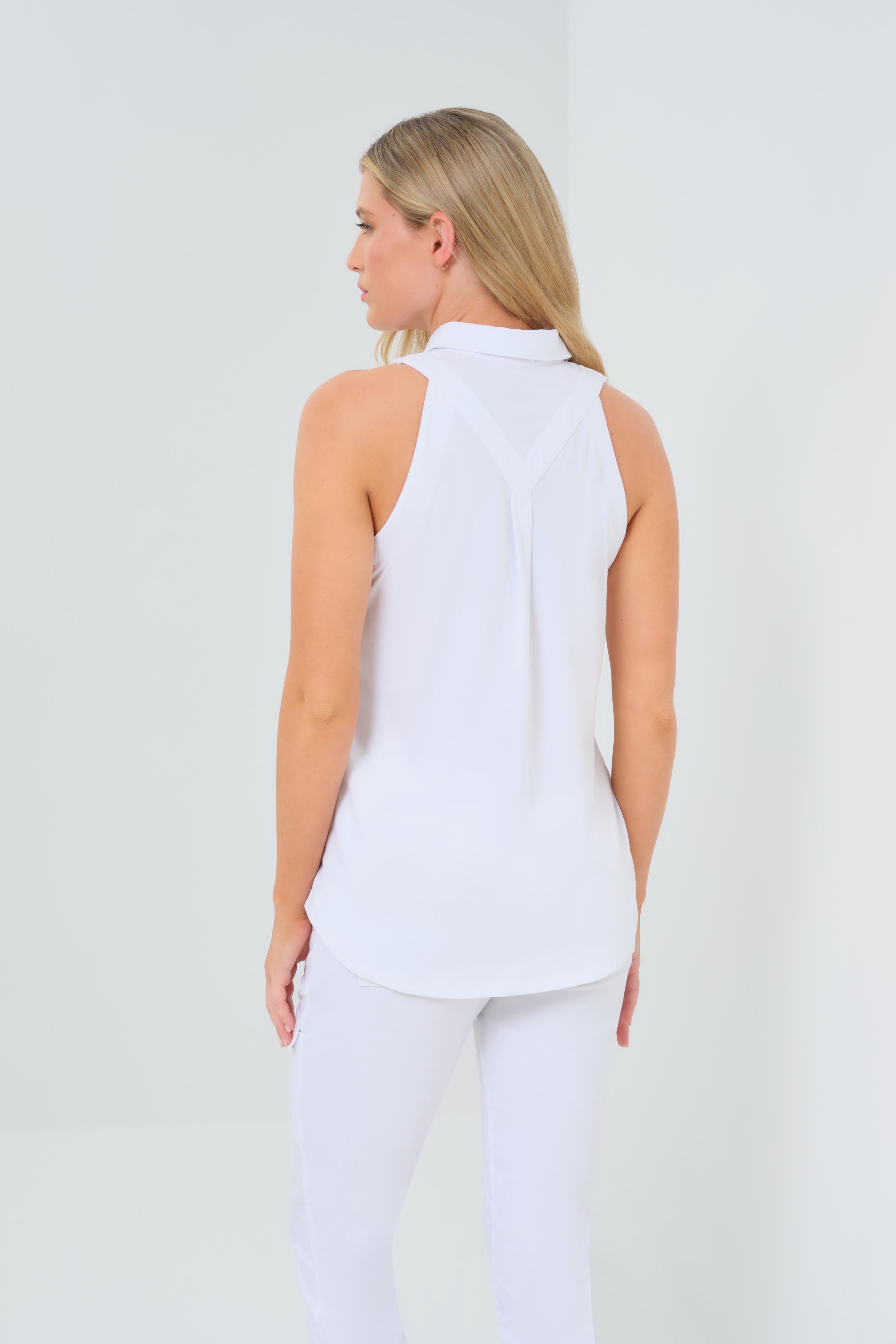 Elise Sleeveless Button Up Top