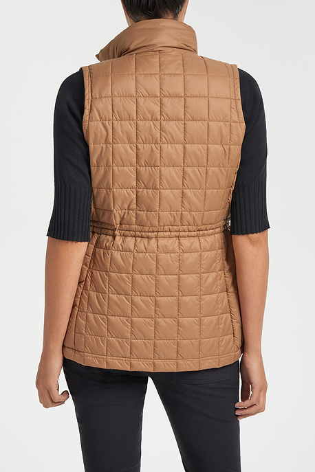 Montreal Quilted Vest in Caramel/Black