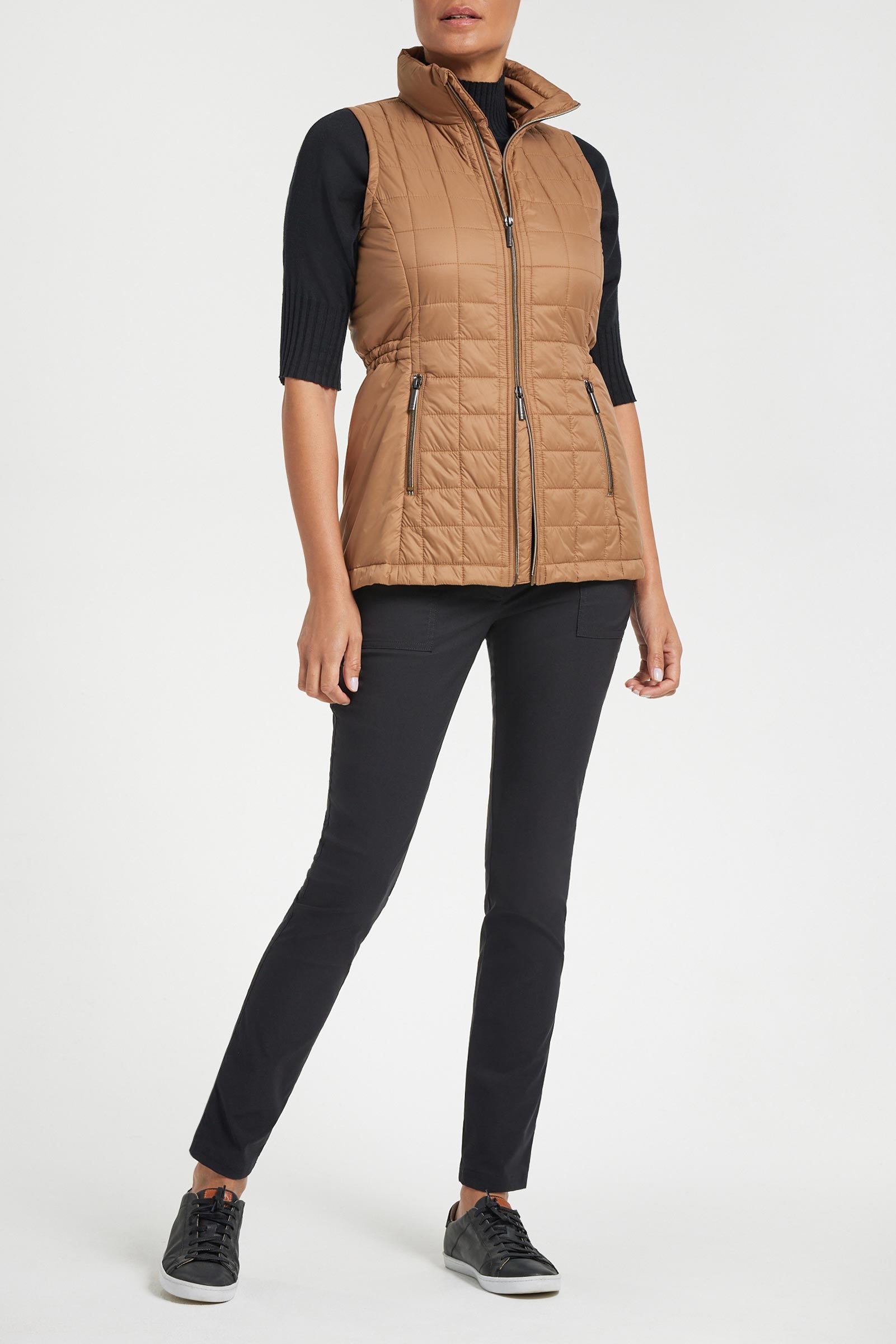 Montreal Quilted Vest in Caramel/Black