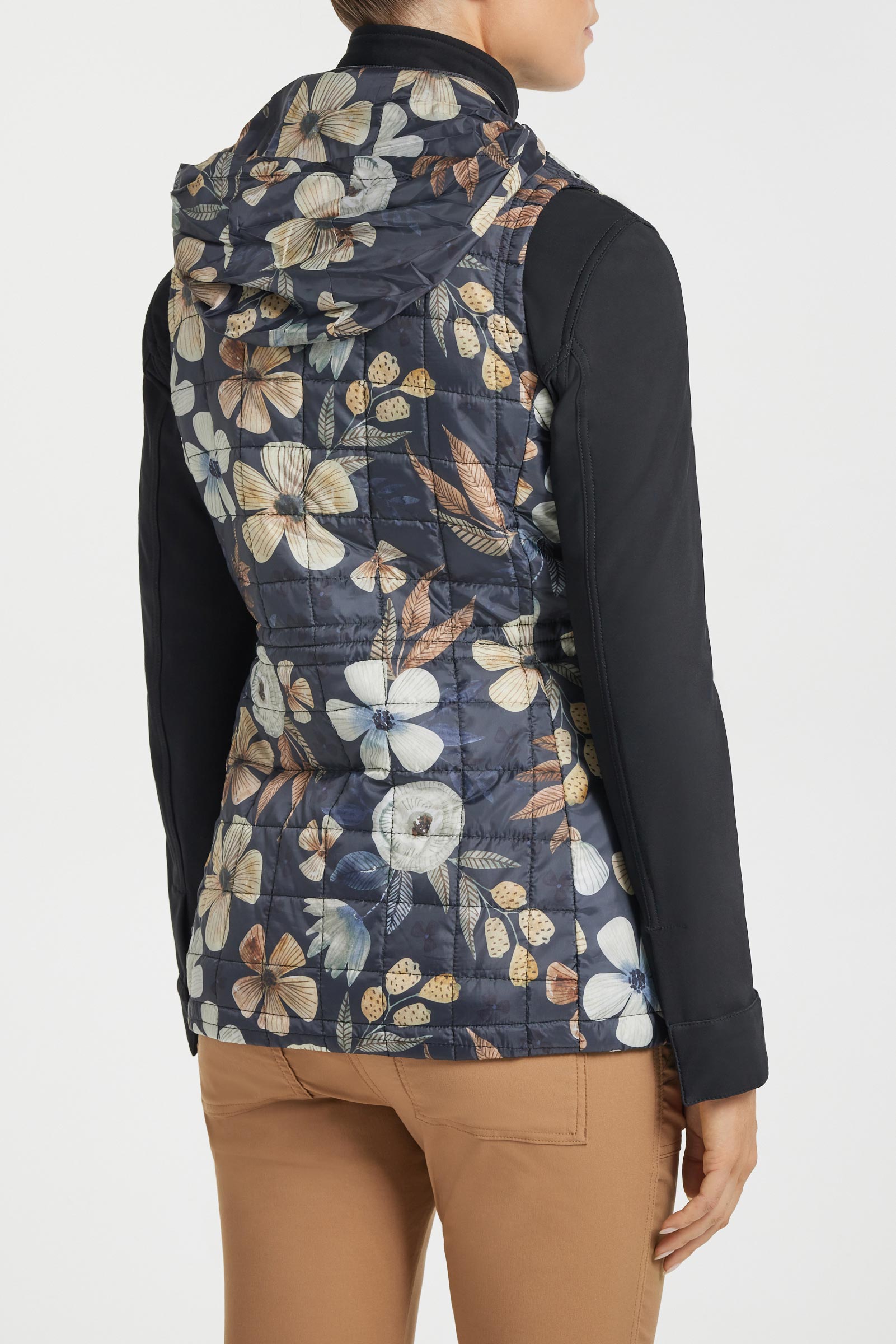 Montreal Quilted Print Vest in Vintage Garden