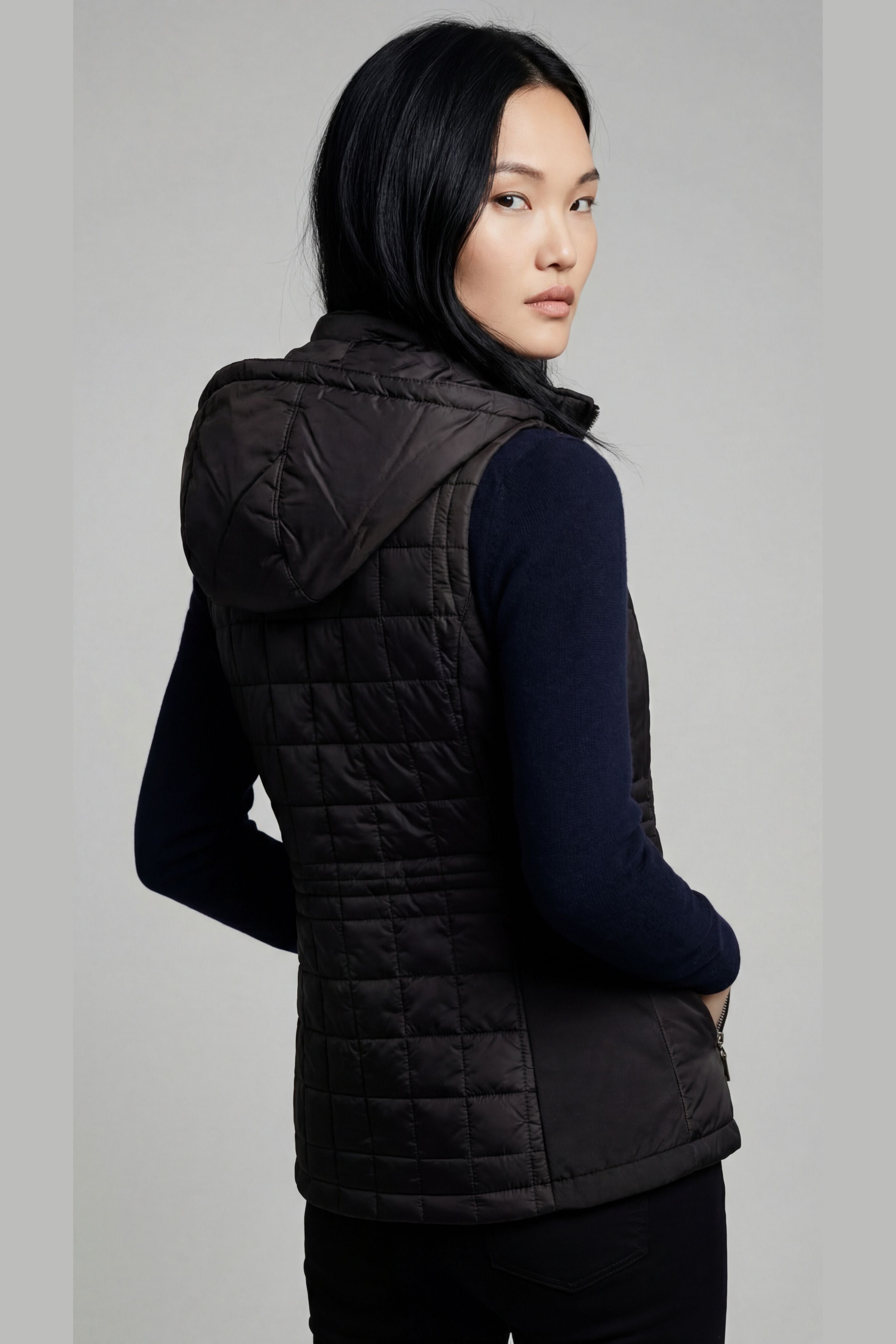 HOODED MONTREAL // Quilted Vest W/ Removable Hood
