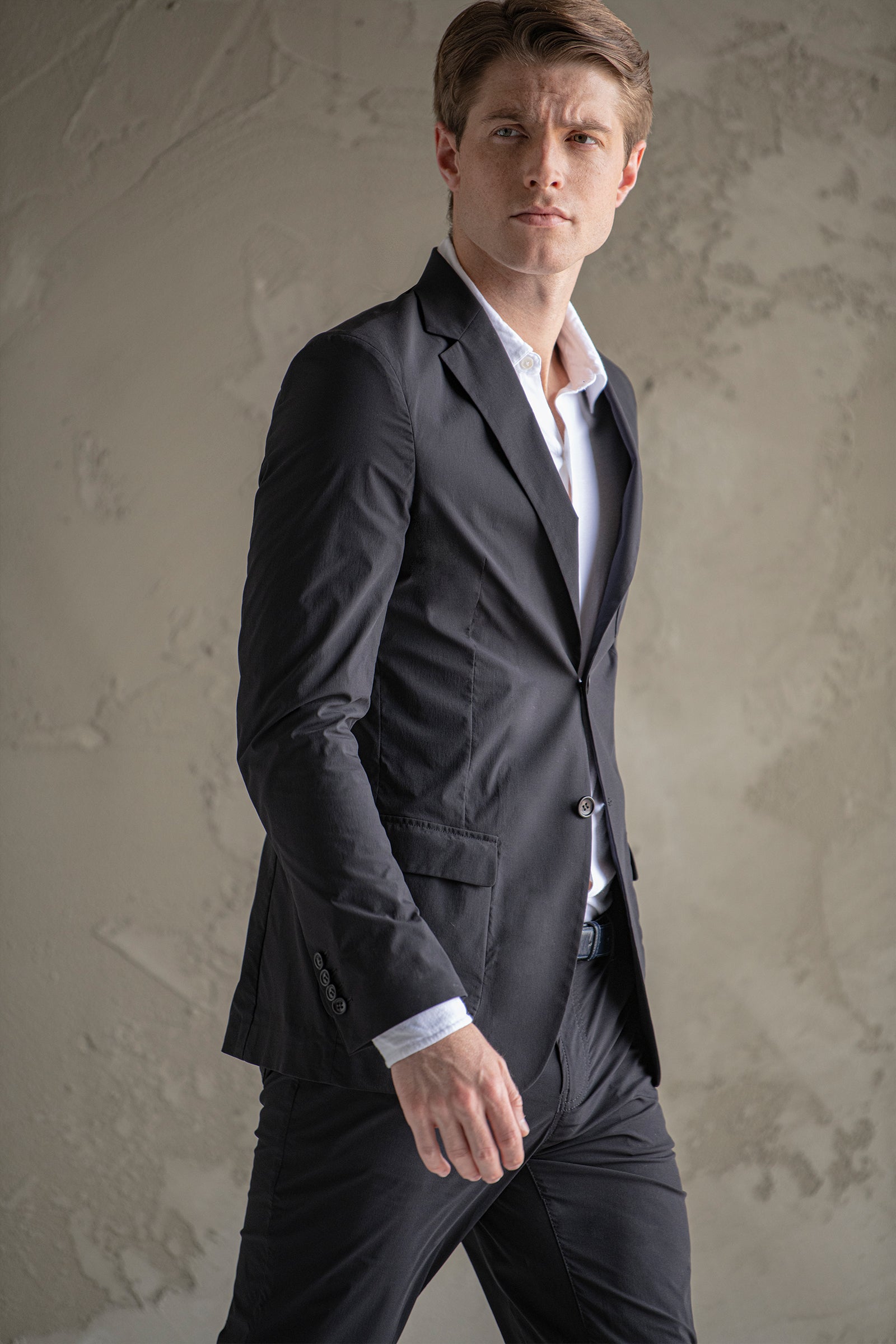 Hemingway Men's Ultra Light Weight Blazer