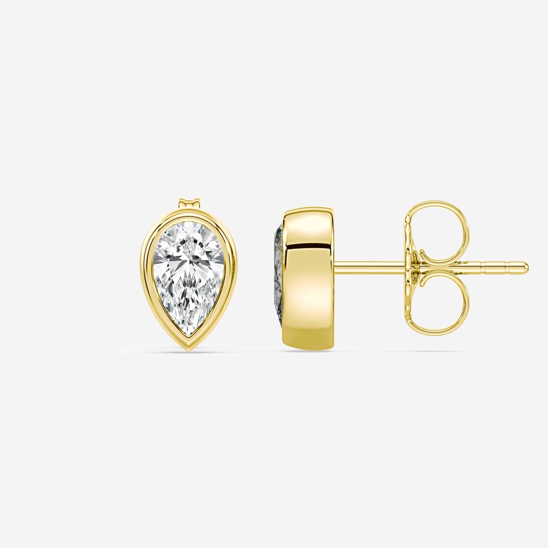 Pear Cut Dewdrop Set