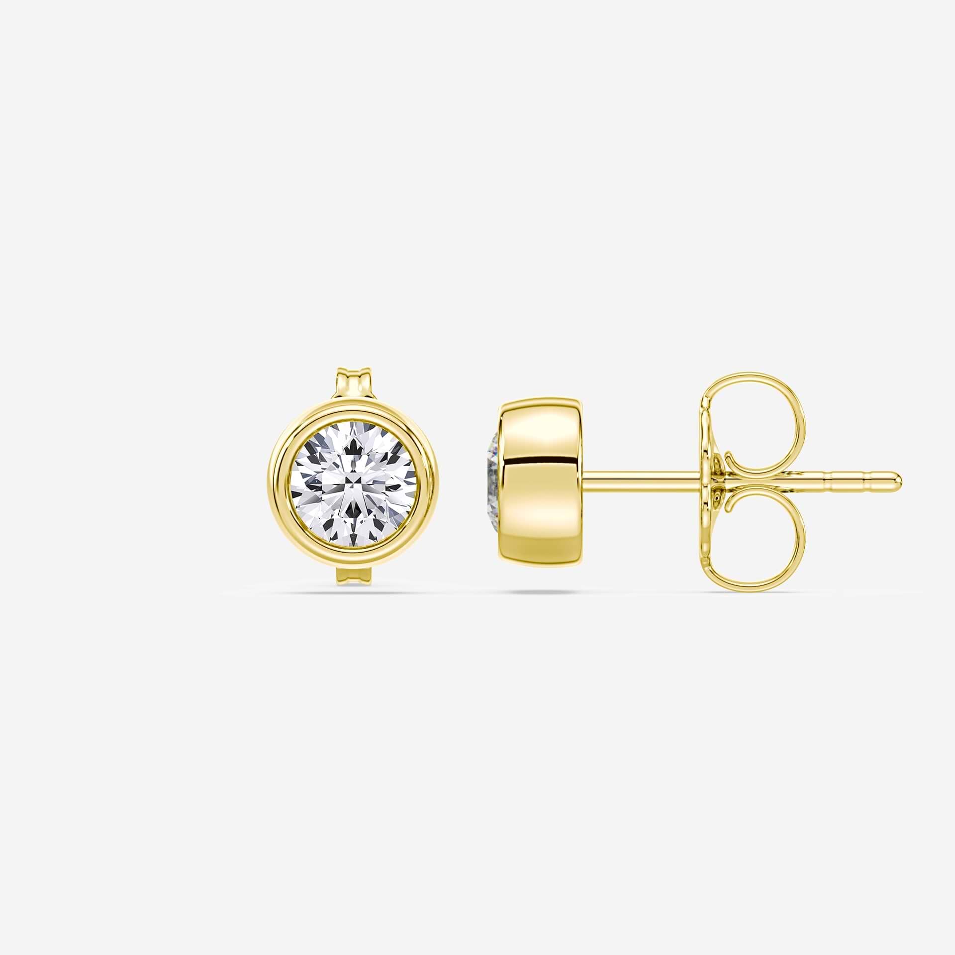 Oval Dewdrop Studs