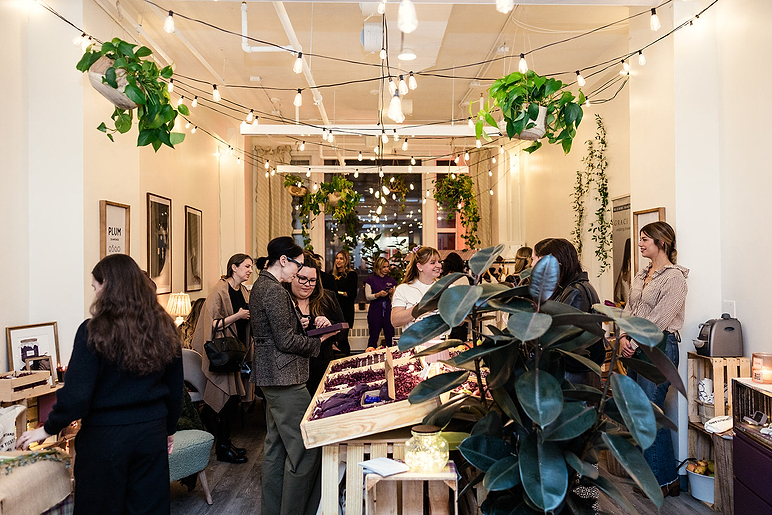 Plum's Diamond Stand: A Pop-Up in Chicago