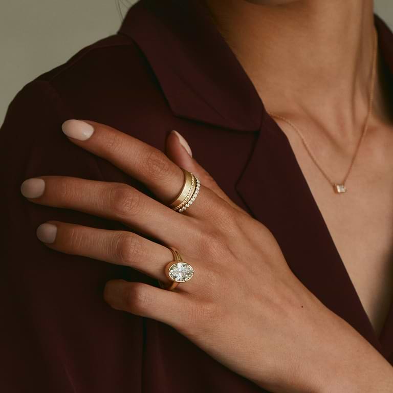 Button Back Diamond Ready-to-Ship Oval Lab Diamond Button Back Ring | Plum Diamonds
