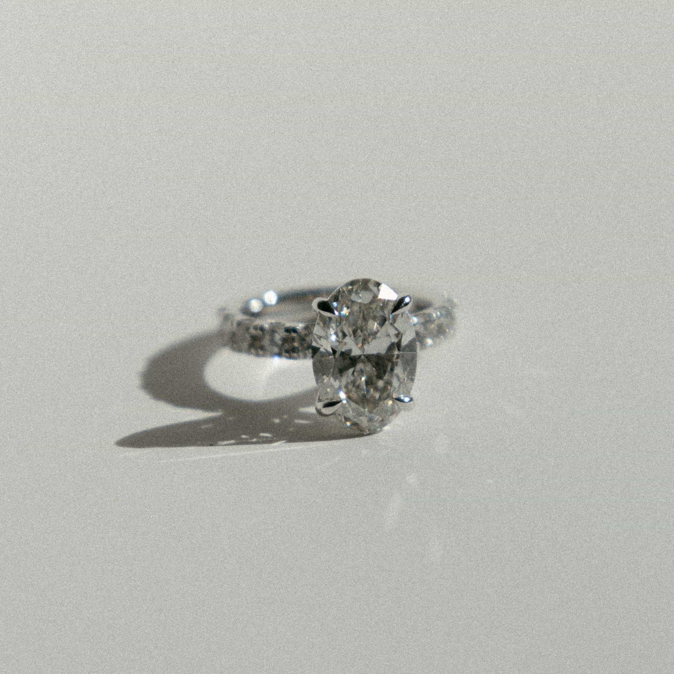 Ready-to-Ship Oval Lab Diamond Ring | Plum Diamonds