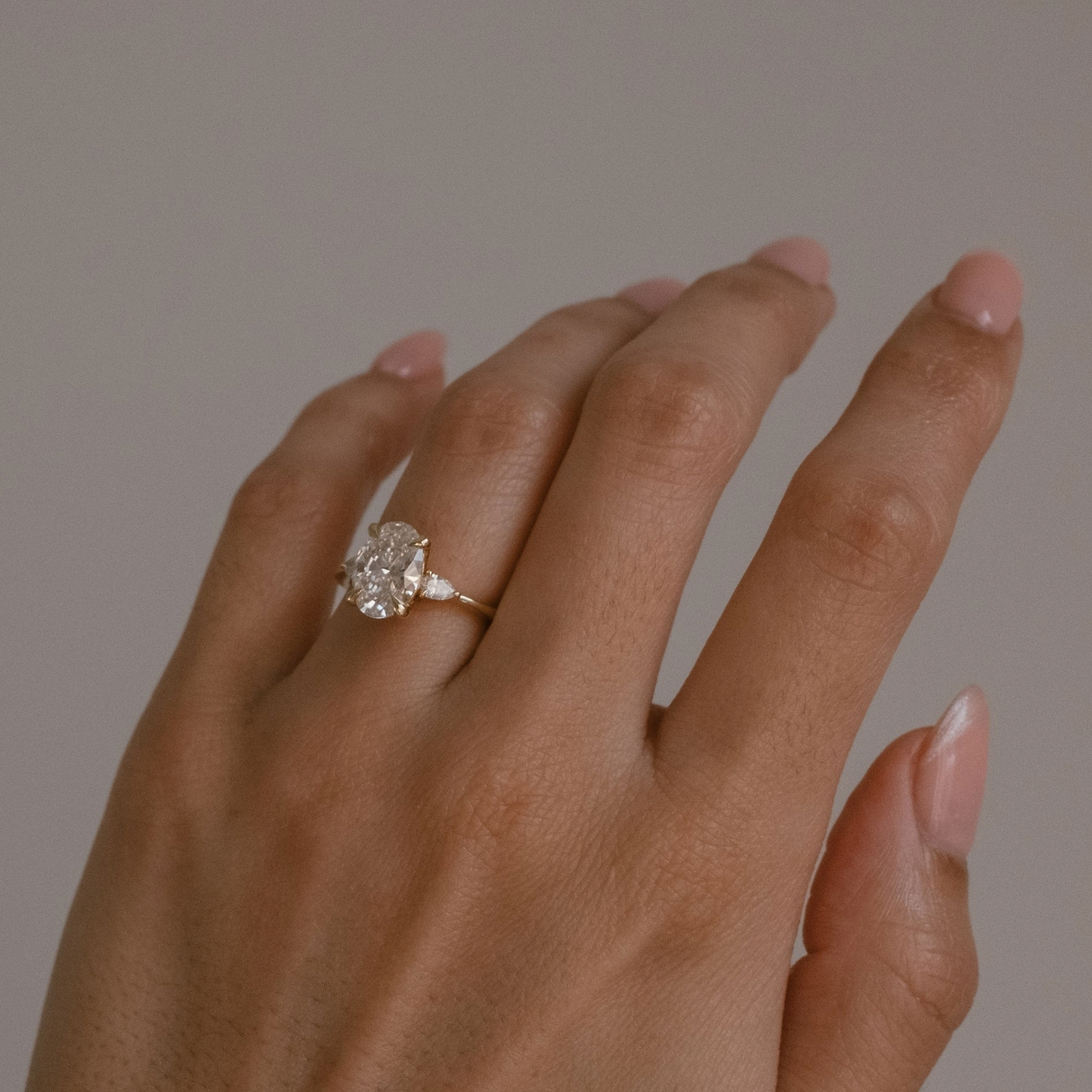 Oval 2.13ct F VS1 IGI Lab Diamond 3 Stone Ring