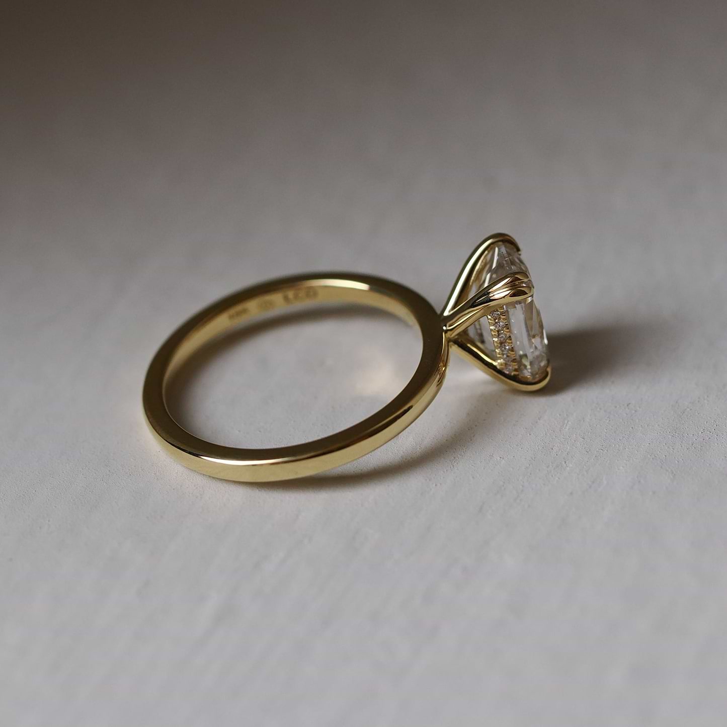Old Mine Cut 2.41ct 2.41ct E VS1 IGI Lab Diamond Hidden Halo Ring
