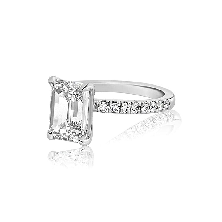Emerald 2.04ct E VVS2 IGI Lab Diamond 18KW