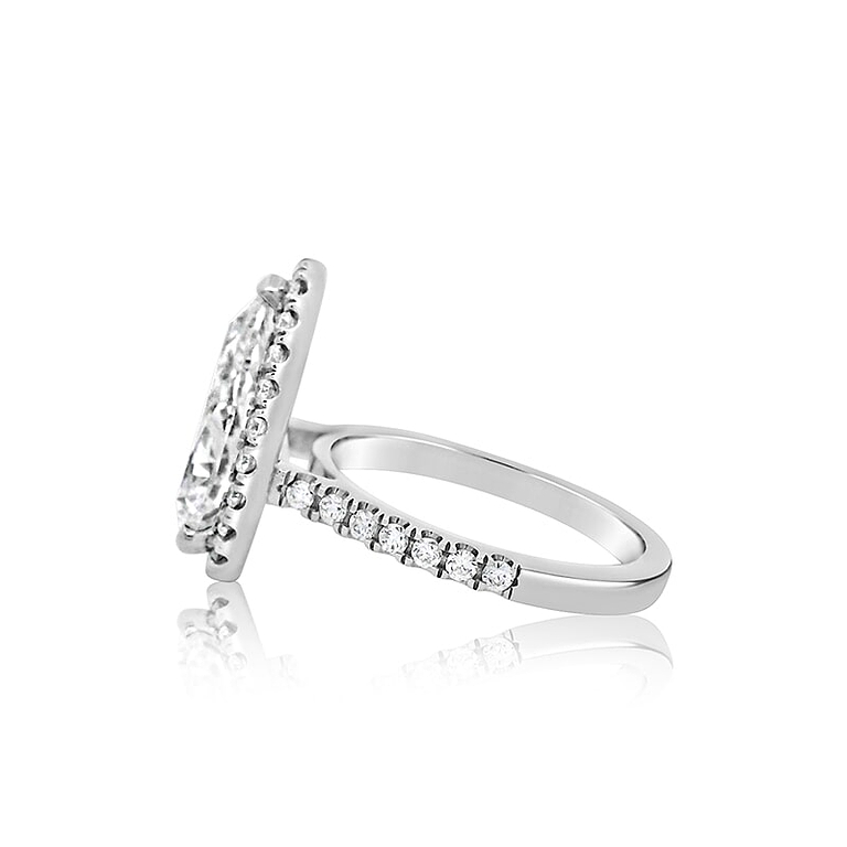 Pear 3.32ct FVVS2 IGI Lab Diamond Halo Ring