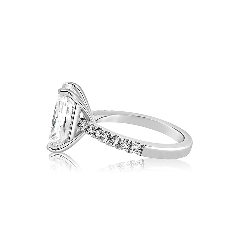 Radiant 4.46ct E VS1 IGI Lab Diamond Platinum Ring