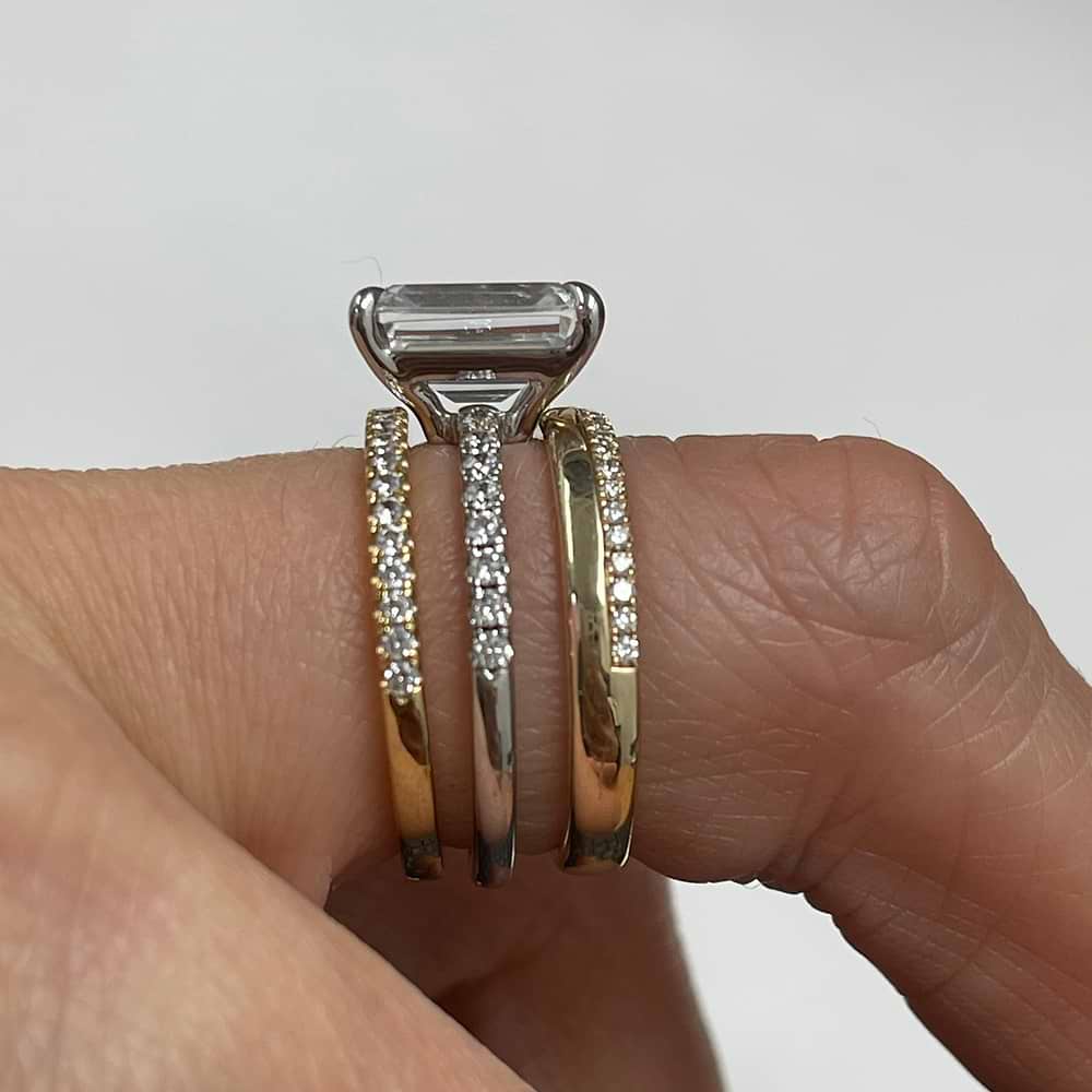 rings on hand