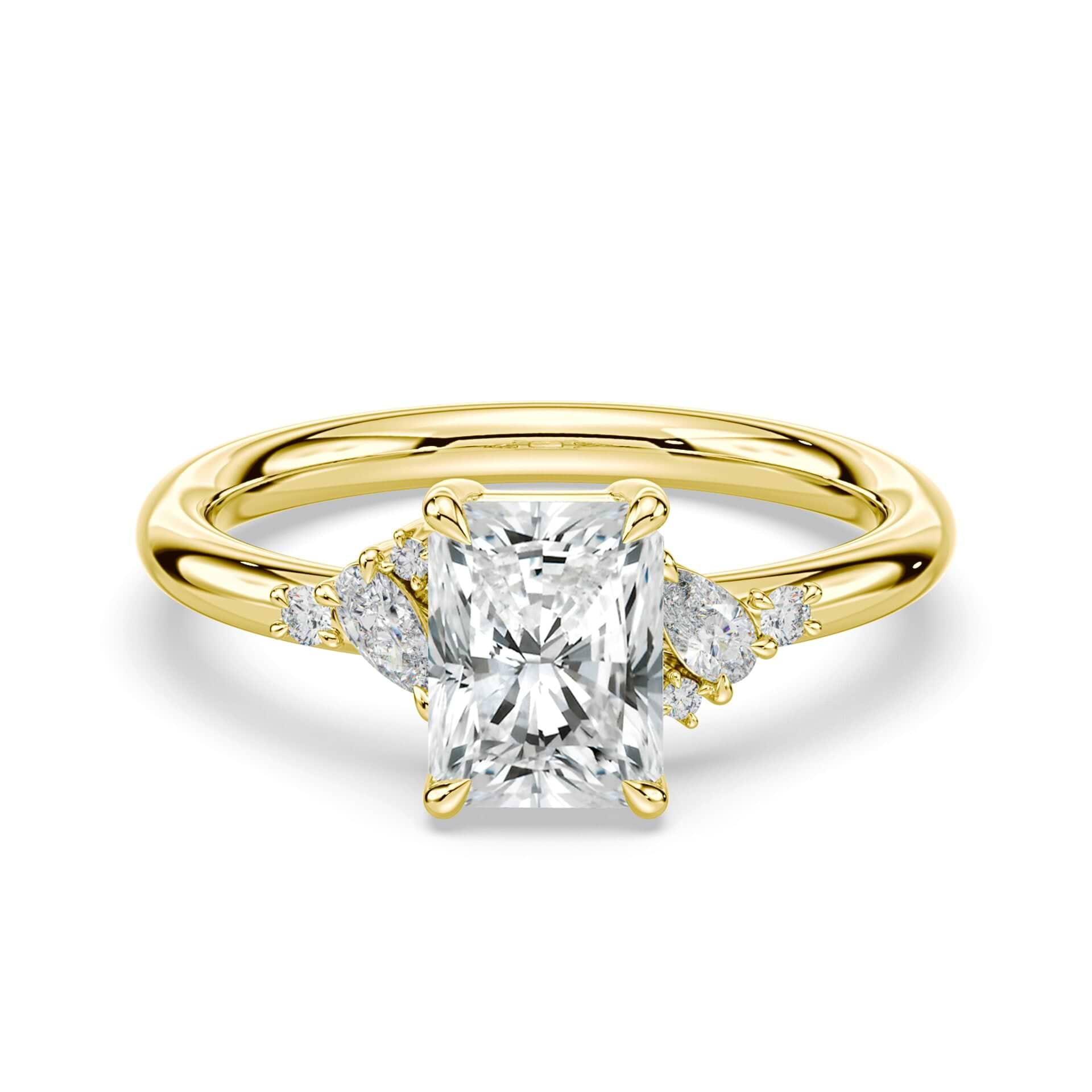 Petite Cluster Ring