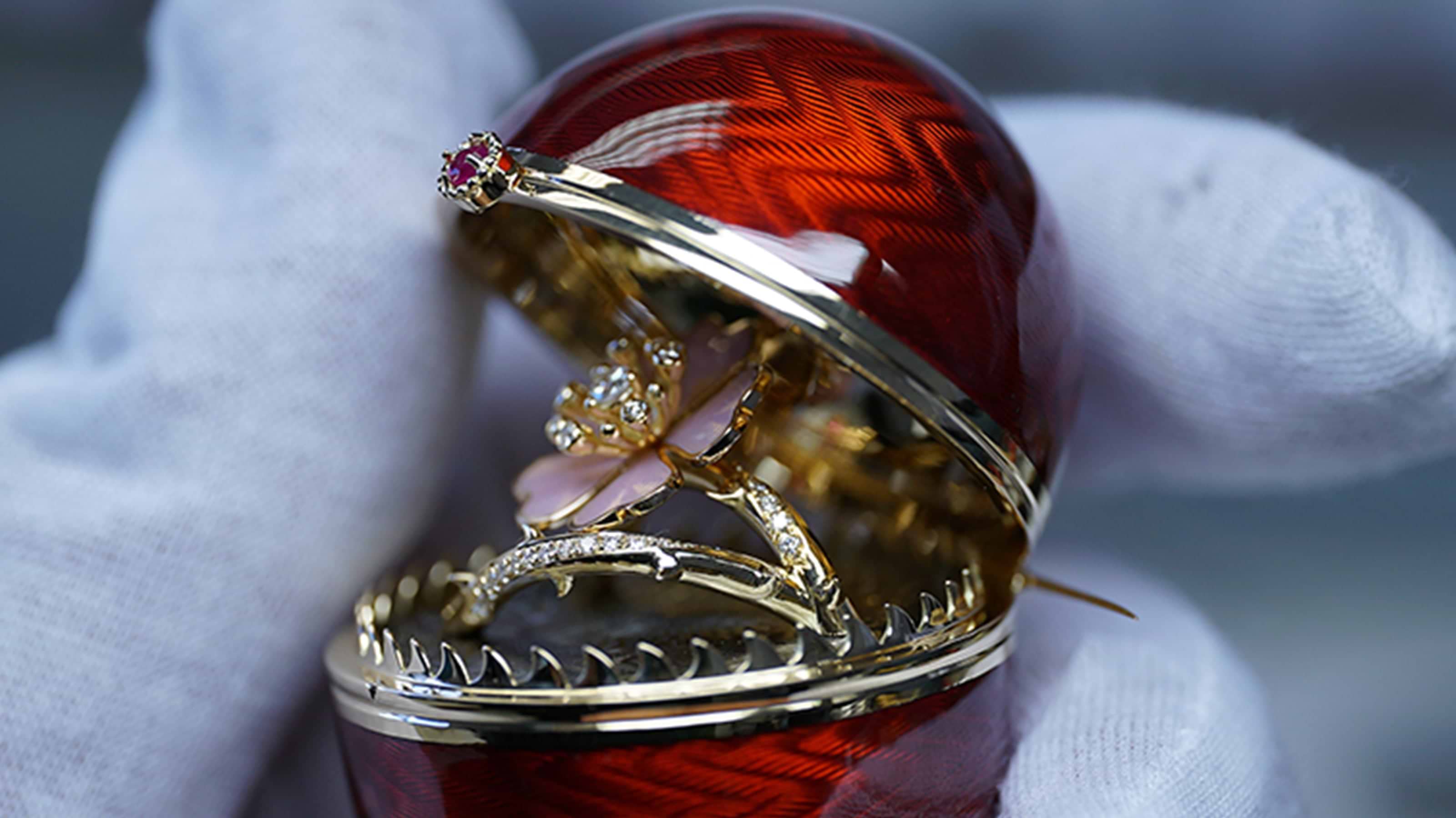 Boucles D'Oreilles Créoles Moyennes En Émail Rouge - 55 Mm De Diamètre, Taille Unique, Argent Boucles D'Oreilles Créoles Moyennes En Émail Rouge - 55 Mm De Diamètre, Taille Unique, Argent